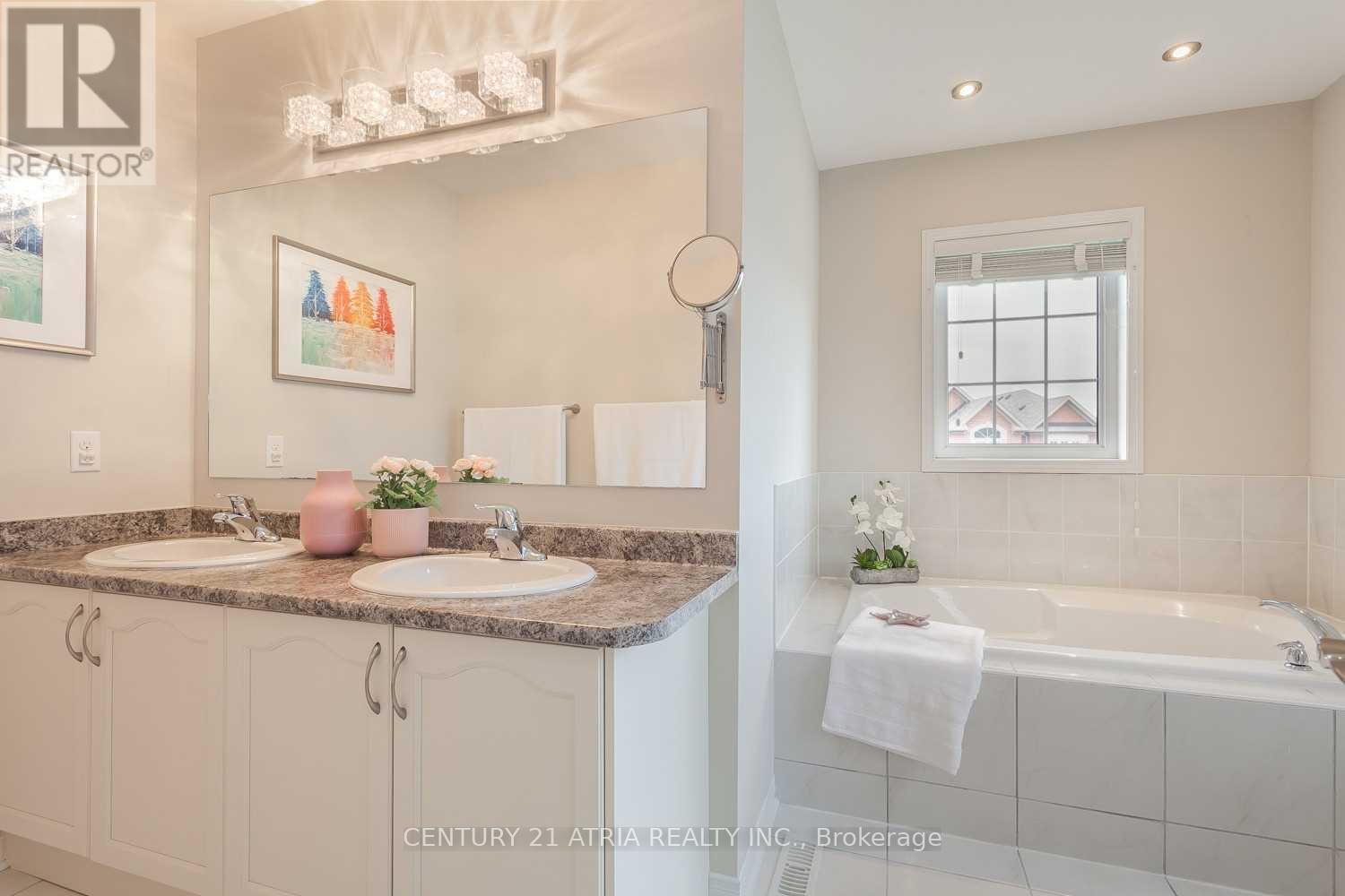 1 London Pride Drive, Richmond Hill, Ontario  L4E 0X3 - Photo 21 - N12656126