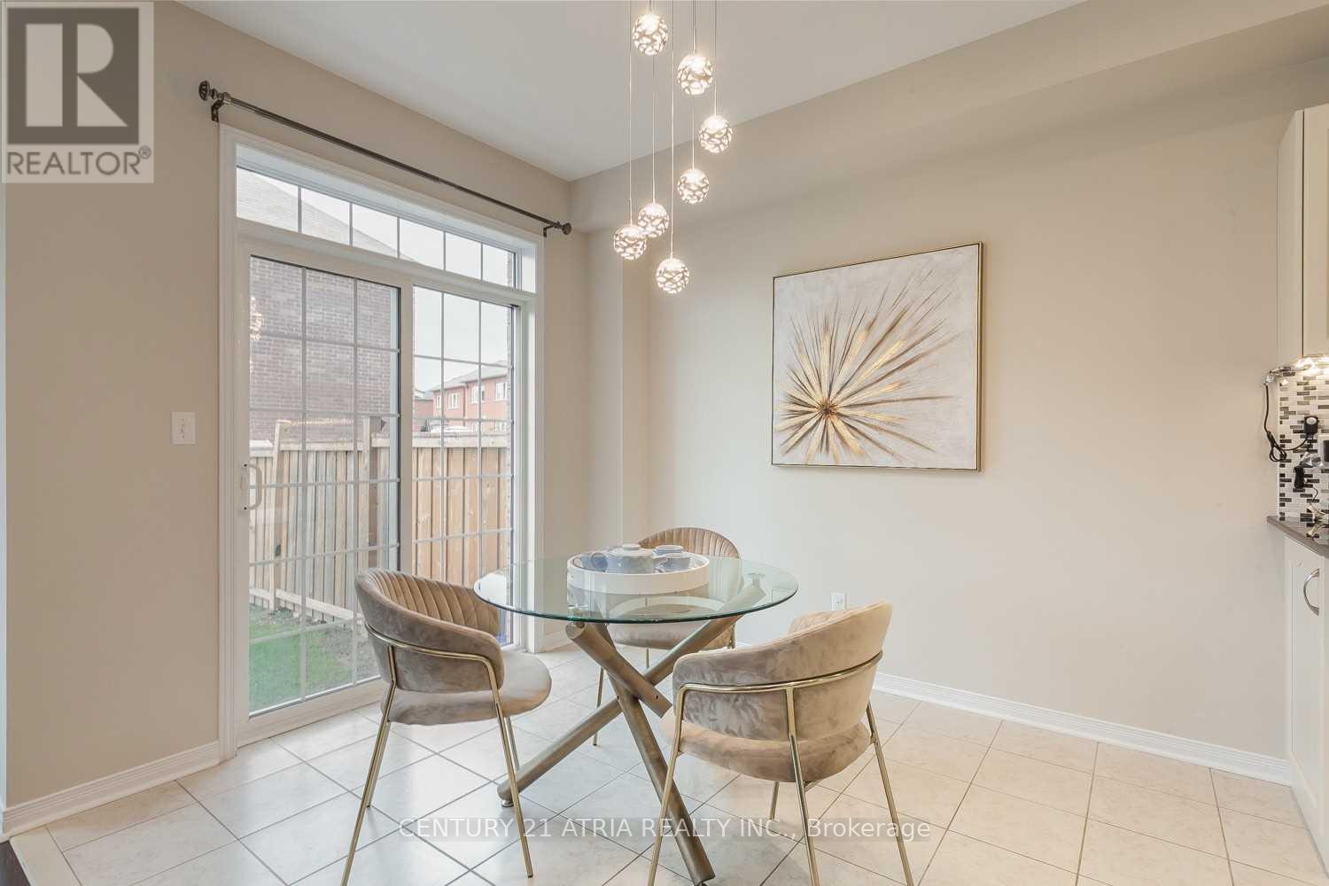 1 London Pride Drive, Richmond Hill, Ontario  L4E 0X3 - Photo 9 - N12656126