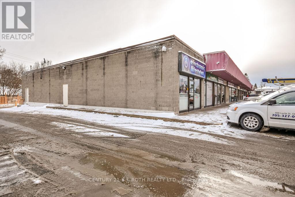 11 - 400 Laclie Street, Orillia, Ontario  L3V 4P5 - Photo 3 - S12656142