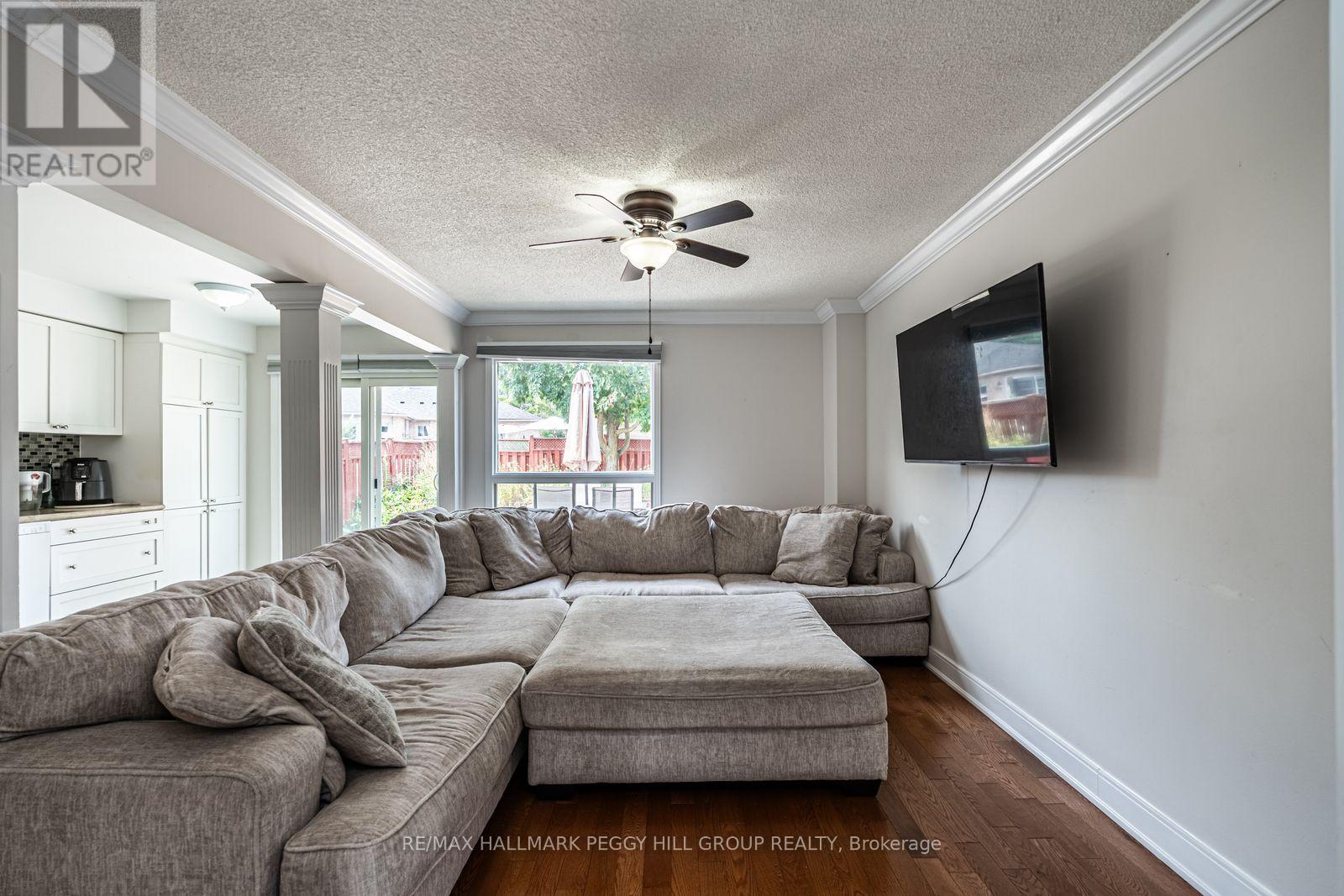 45 Weatherup Crescent, Barrie, Ontario  L4N 7J6 - Photo 3 - S12475353