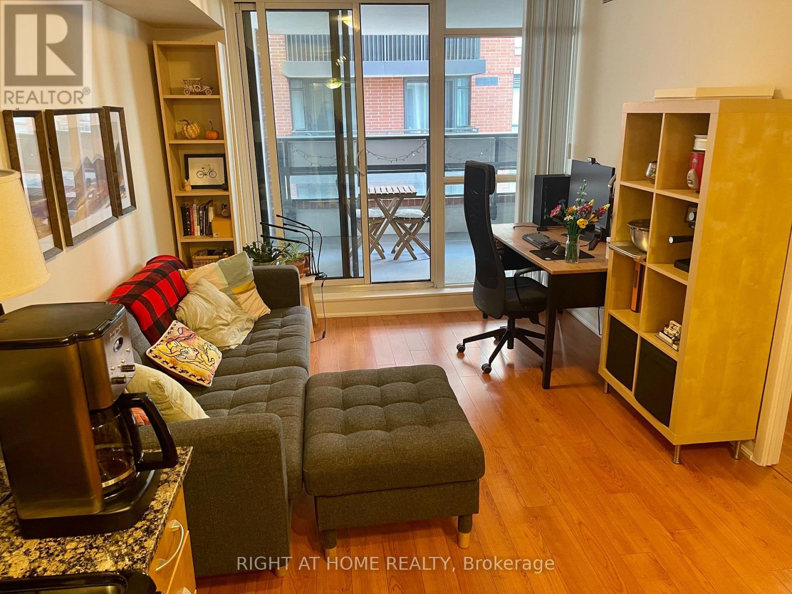 305 - 800 Lawrence Avenue, Toronto, Ontario  M6A 0B1 - Photo 6 - W12656112