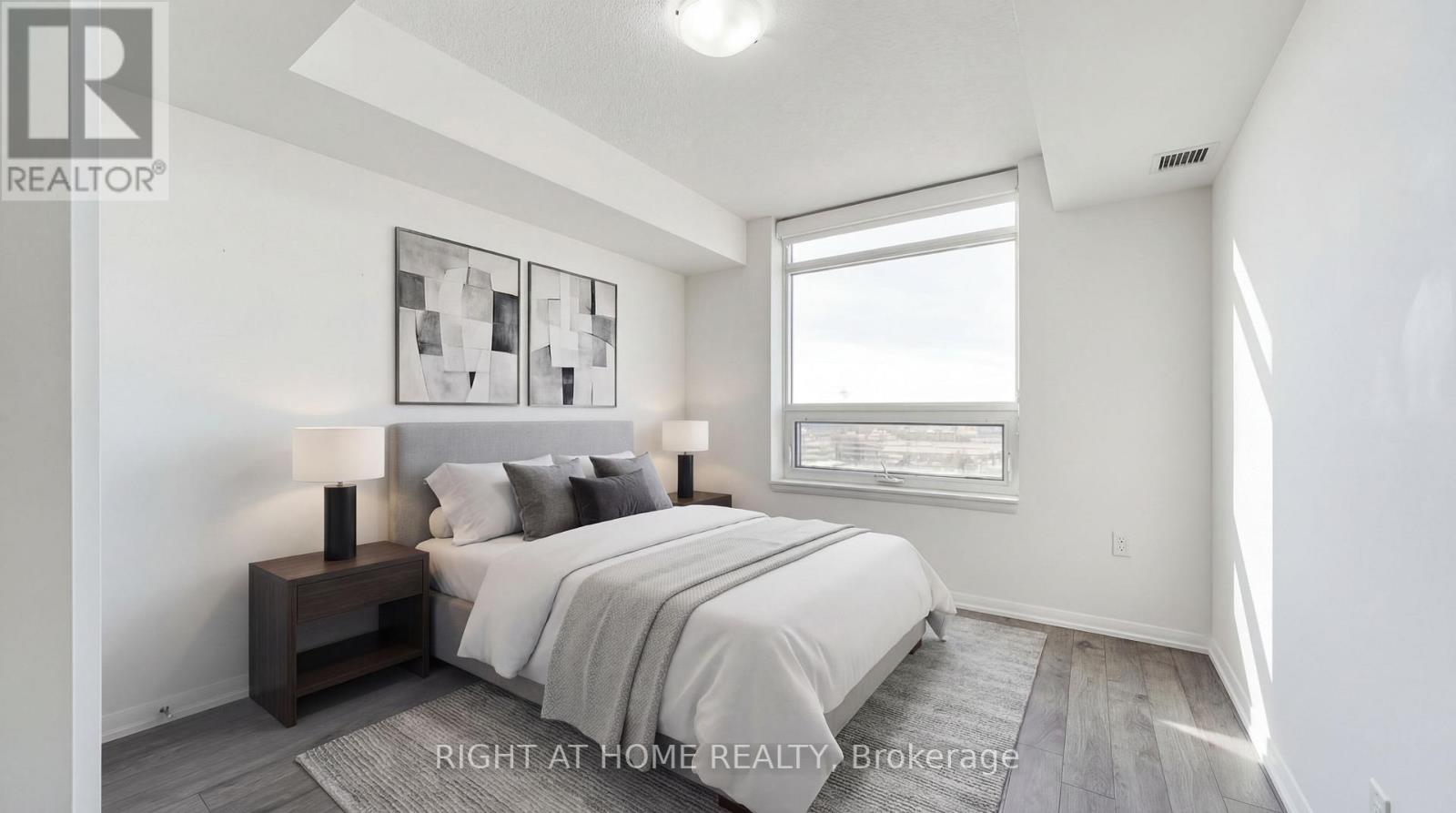 1001 - 3091 Dufferin Street, Toronto, Ontario  M6A 0C4 - Photo 8 - W12656120