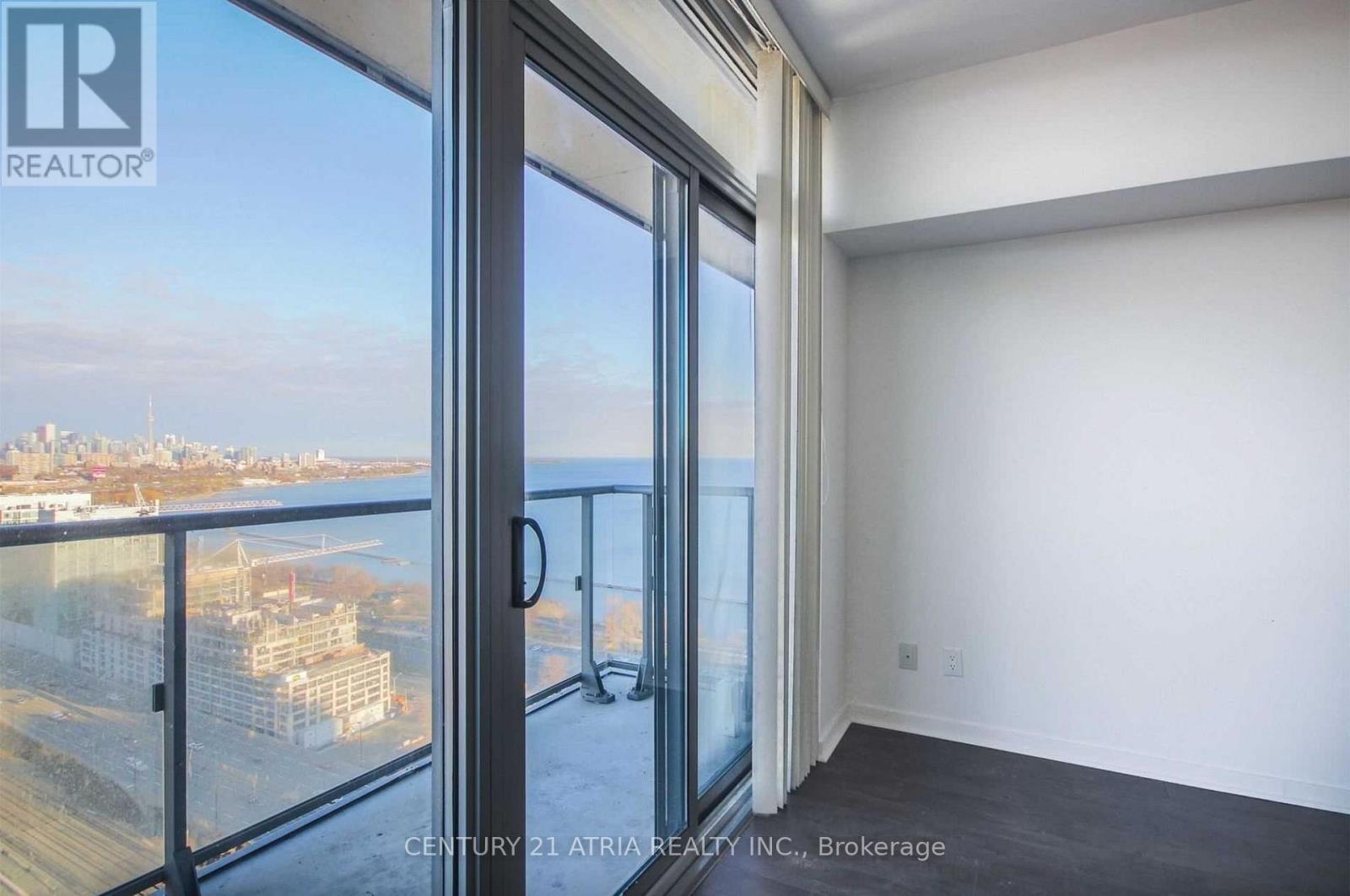 2801 - 105 The Queensway Avenue, Toronto, Ontario  M6S 5B5 - Photo 13 - W12656130