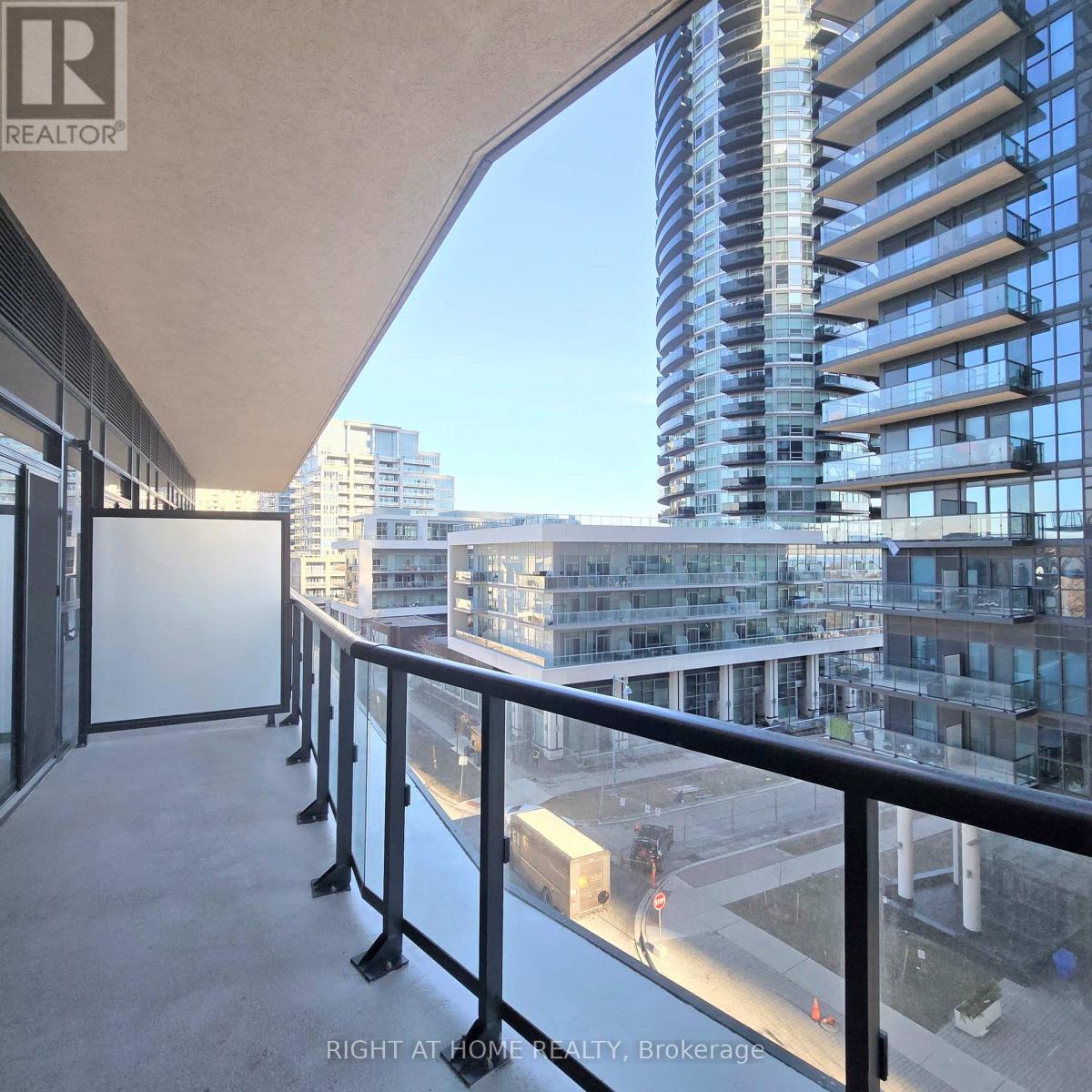 504 - 38 Annie Craig Drive, Toronto, Ontario  M8V 0G9 - Photo 12 - W12656136