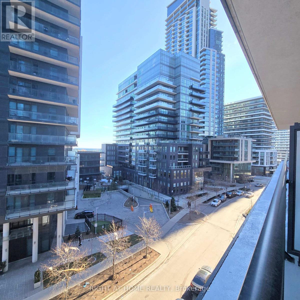 504 - 38 Annie Craig Drive, Toronto, Ontario  M8V 0G9 - Photo 14 - W12656136