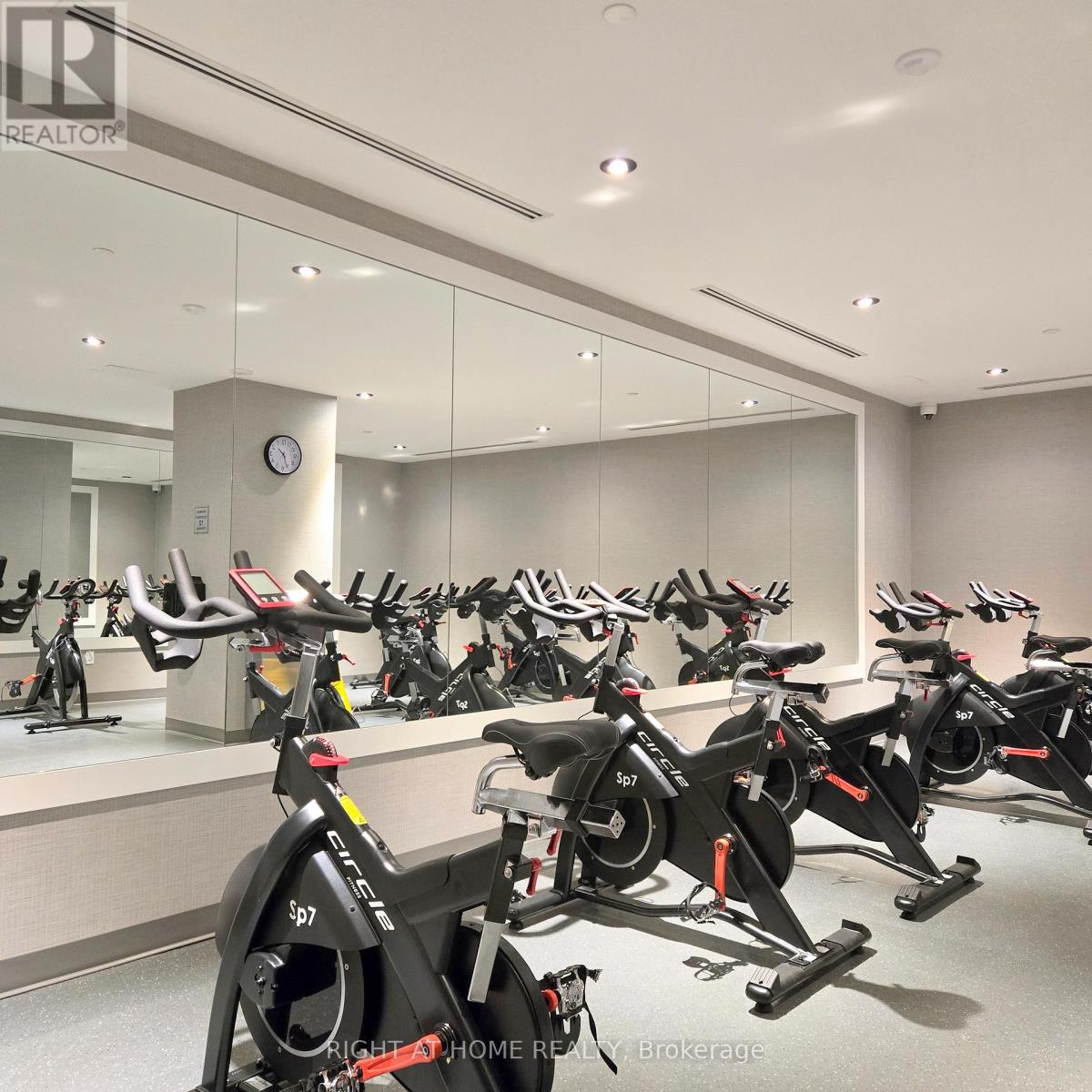 504 - 38 Annie Craig Drive, Toronto, Ontario  M8V 0G9 - Photo 17 - W12656136