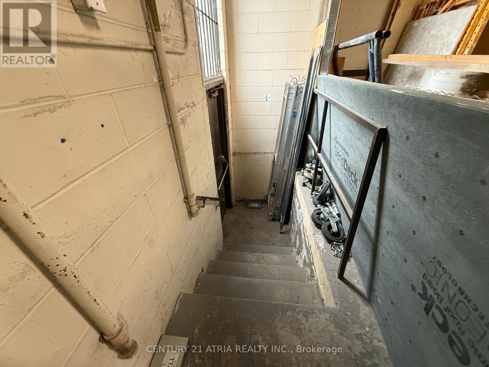 19 - 7290 Torbram Road, Mississauga, Ontario  L4T 3Y8 - Photo 2 - W12656182