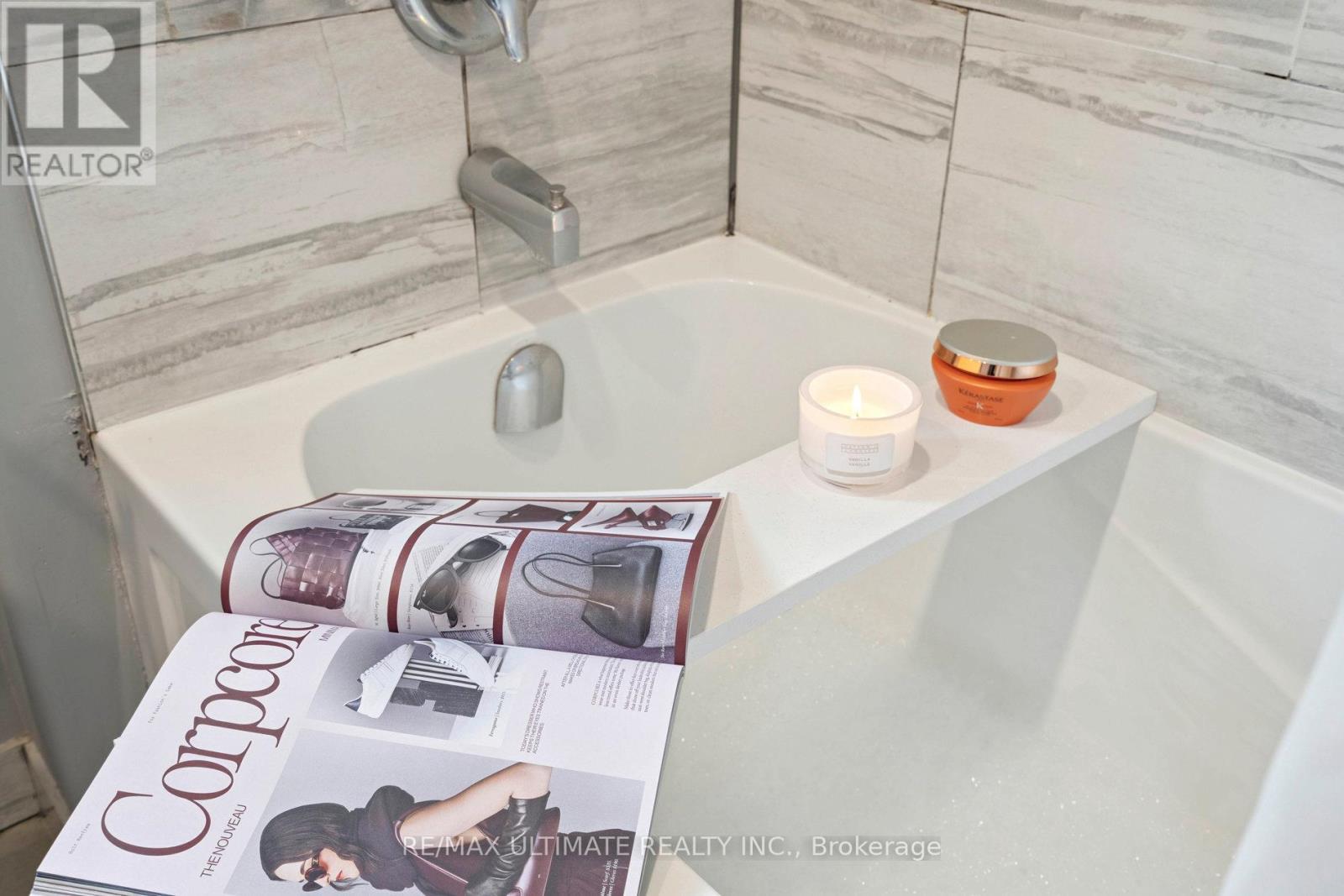 Main - 542 Glen Park Avenue, Toronto, Ontario  M6B 2G3 - Photo 22 - W12656184