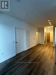 1612 - 395 Square One Drive, Mississauga, Ontario  L5B 0P6 - Photo 13 - W12656190