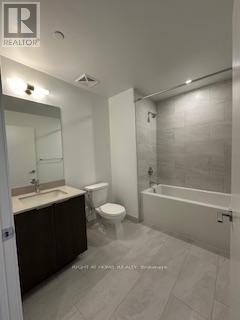 1612 - 395 Square One Drive, Mississauga, Ontario  L5B 0P6 - Photo 5 - W12656190