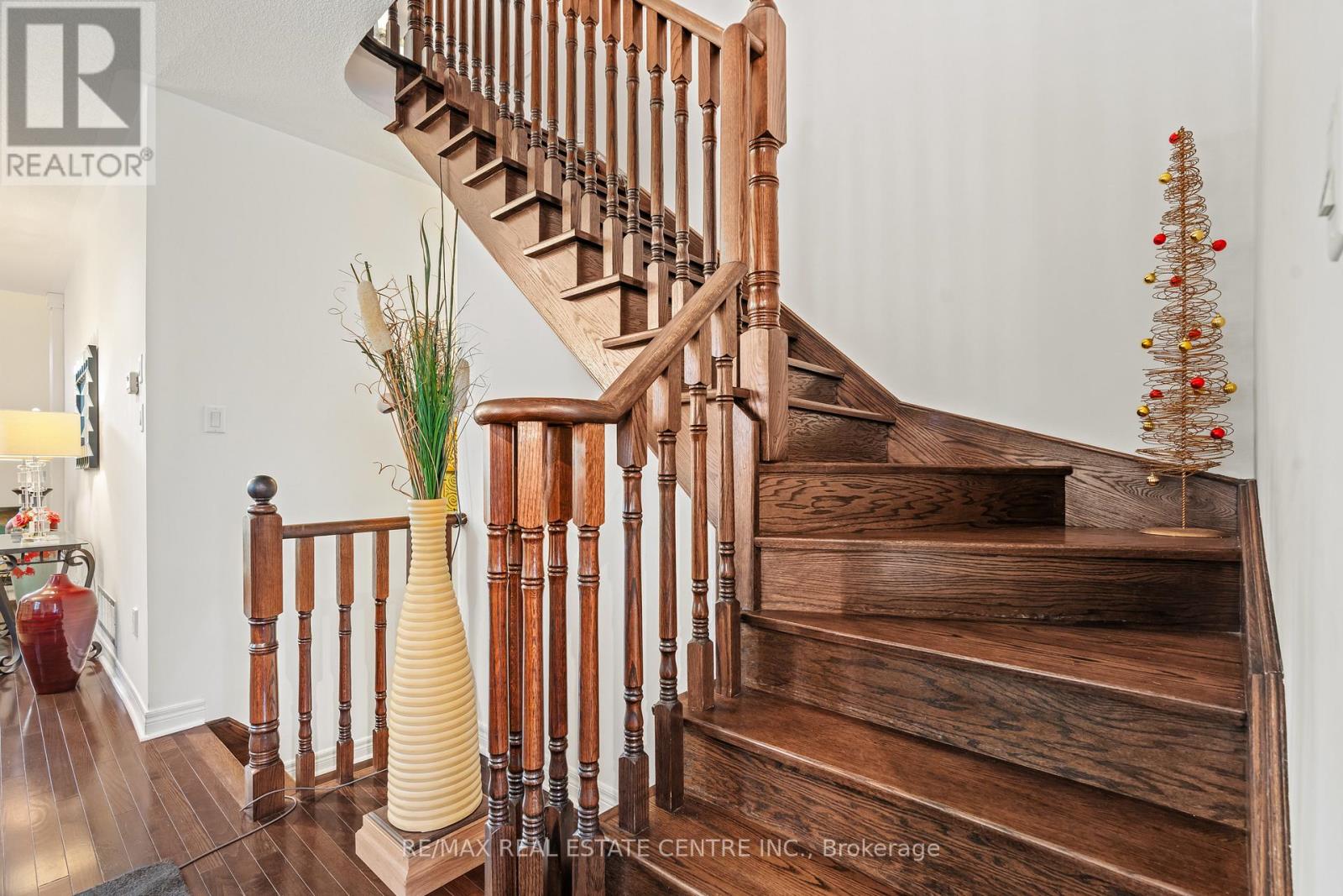 15 Helman Road, Brampton, Ontario  L6R 0R7 - Photo 17 - W12656210