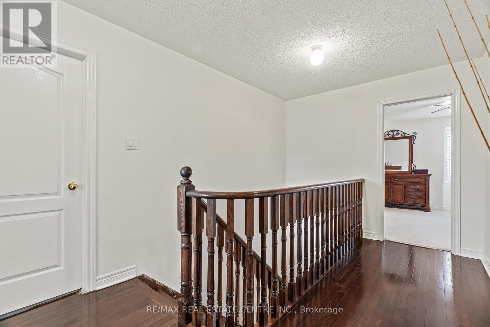 15 Helman Road, Brampton, Ontario  L6R 0R7 - Photo 19 - W12656210