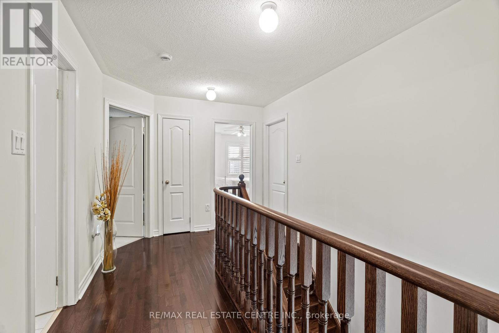 15 Helman Road, Brampton, Ontario  L6R 0R7 - Photo 35 - W12656210