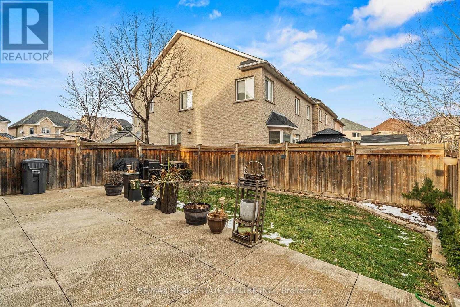 15 Helman Road, Brampton, Ontario  L6R 0R7 - Photo 48 - W12656210