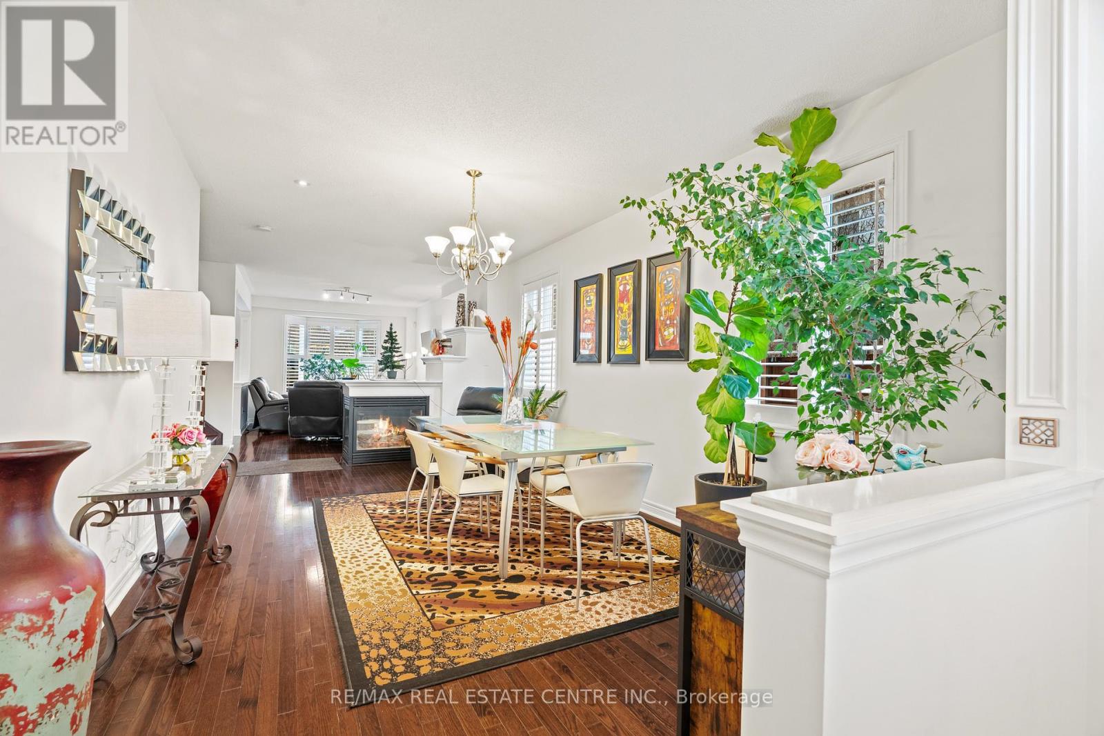 15 Helman Road, Brampton, Ontario  L6R 0R7 - Photo 6 - W12656210