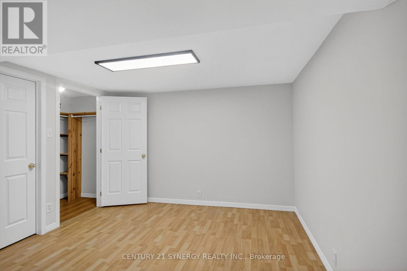 928 Meadowlands Drive, Ottawa, Ontario  K2C 0K3 - Photo 32 - X12485327