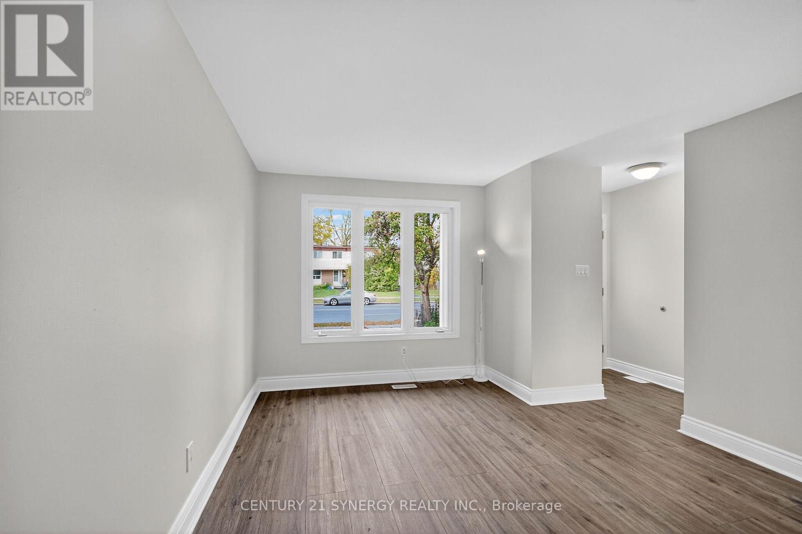 928 Meadowlands Drive, Ottawa, Ontario  K2C 0K3 - Photo 28 - X12485327