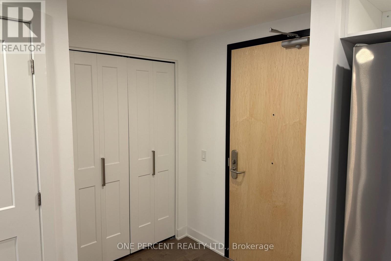 410 - 340 Queen Street, Ottawa, Ontario  K1R 0G1 - Photo 5 - X12629244