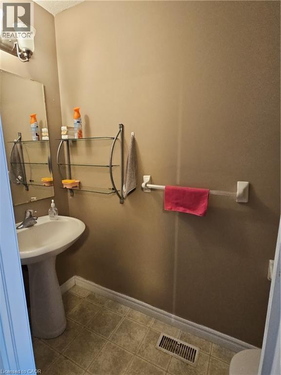 619 Wild Ginger Avenue Unit# J56, Waterloo, Ontario  N2V 2X1 - Photo 13 - 40795349