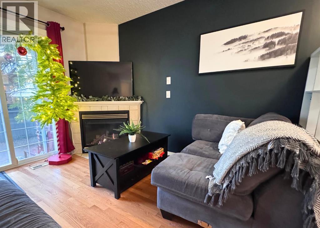 411, 103 Strathaven Drive, Strathmore, Alberta  T1P 1W4 - Photo 11 - A2271025