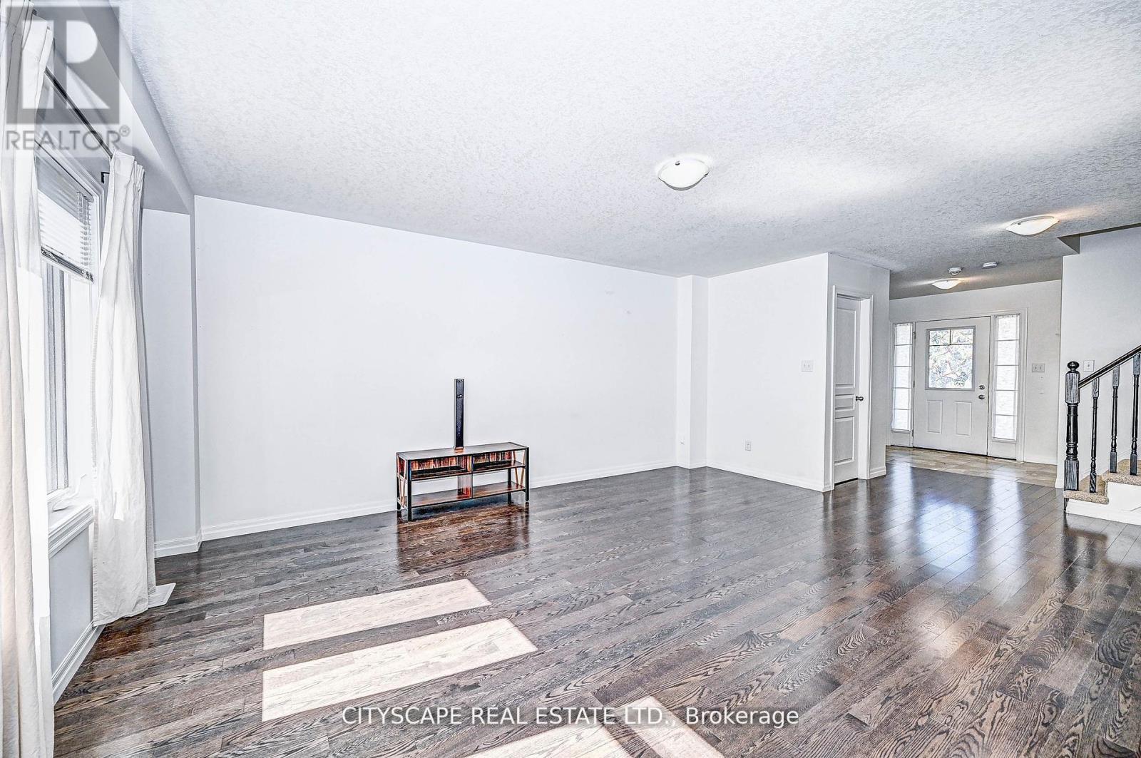 6 Castlebay Street, Kitchener, Ontario  N2R 0G5 - Photo 11 - X12656140
