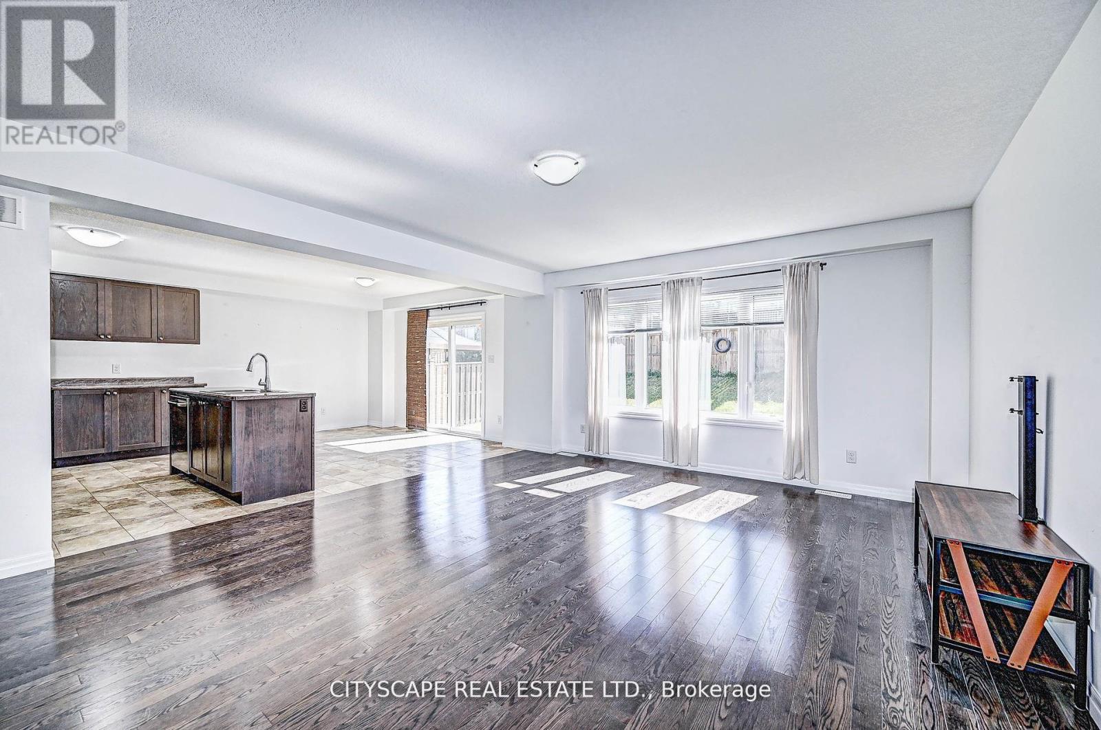 6 Castlebay Street, Kitchener, Ontario  N2R 0G5 - Photo 14 - X12656140