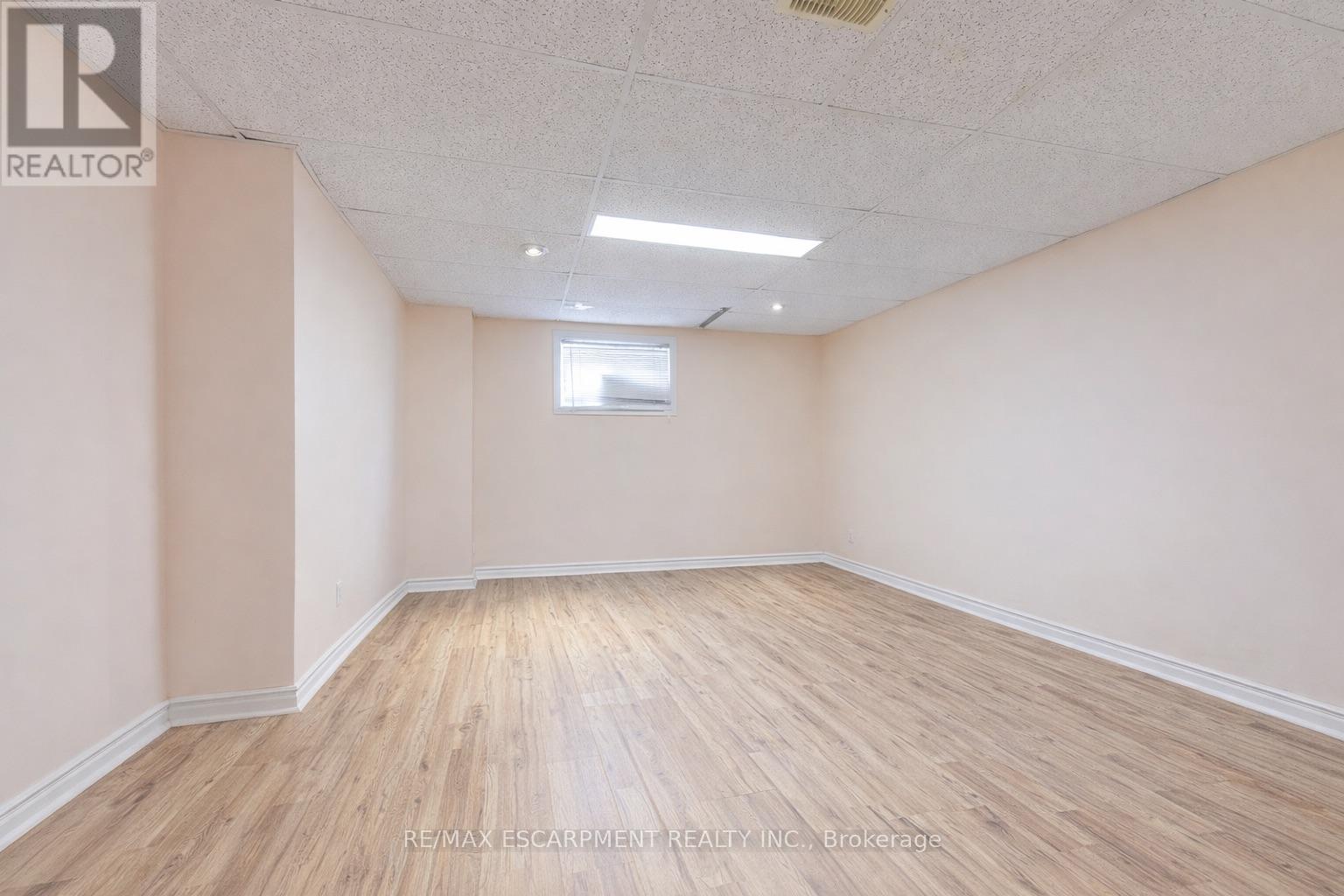 80 Lower Horning Road, Hamilton, Ontario  L8S 3G3 - Photo 25 - X12656148