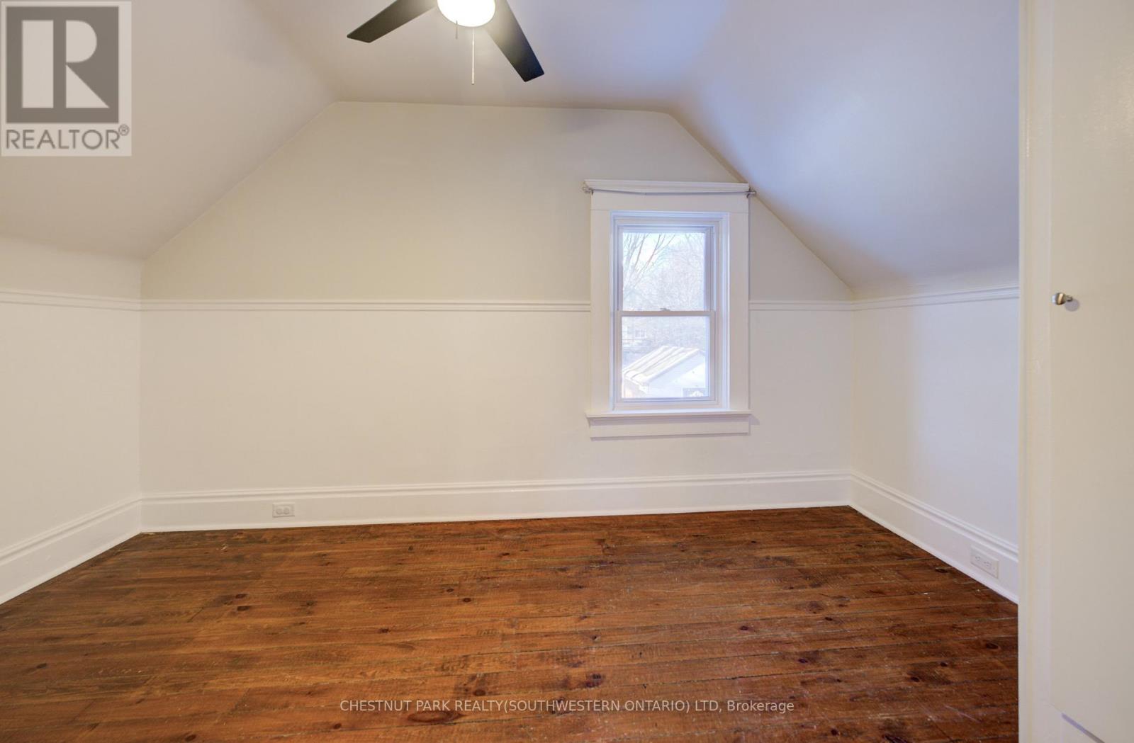 15 Troy Street, Kitchener, Ontario  N2H 1L7 - Photo 20 - X12656166