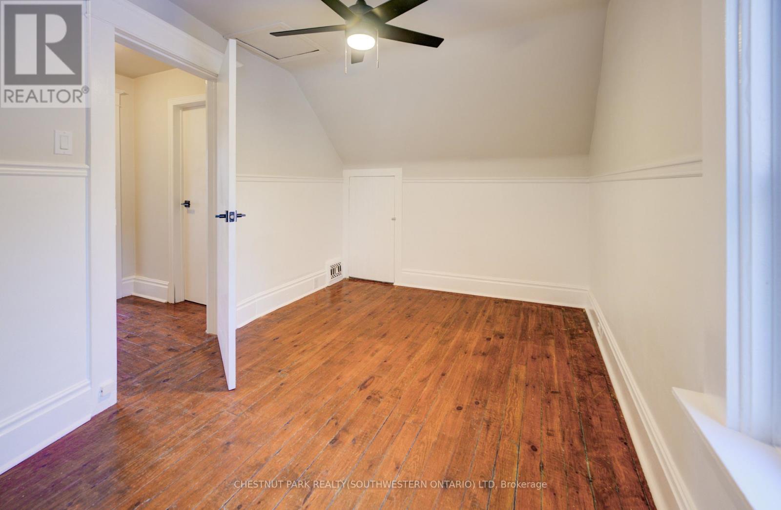 15 Troy Street, Kitchener, Ontario  N2H 1L7 - Photo 21 - X12656166