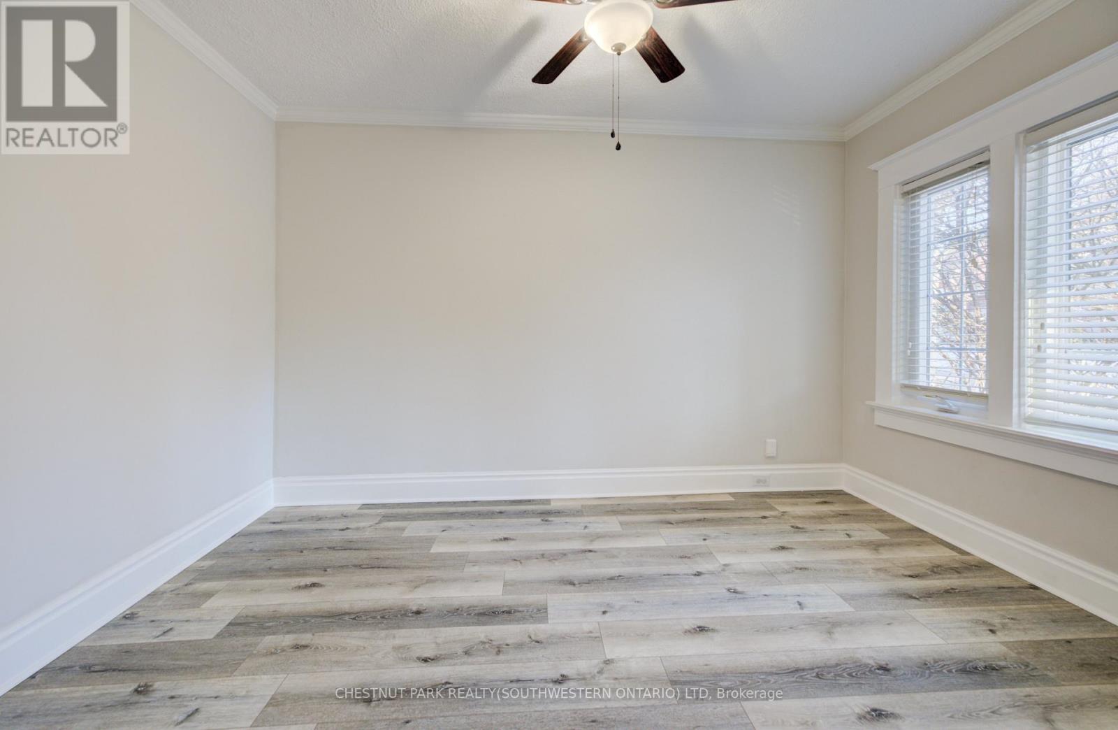 15 Troy Street, Kitchener, Ontario  N2H 1L7 - Photo 8 - X12656166