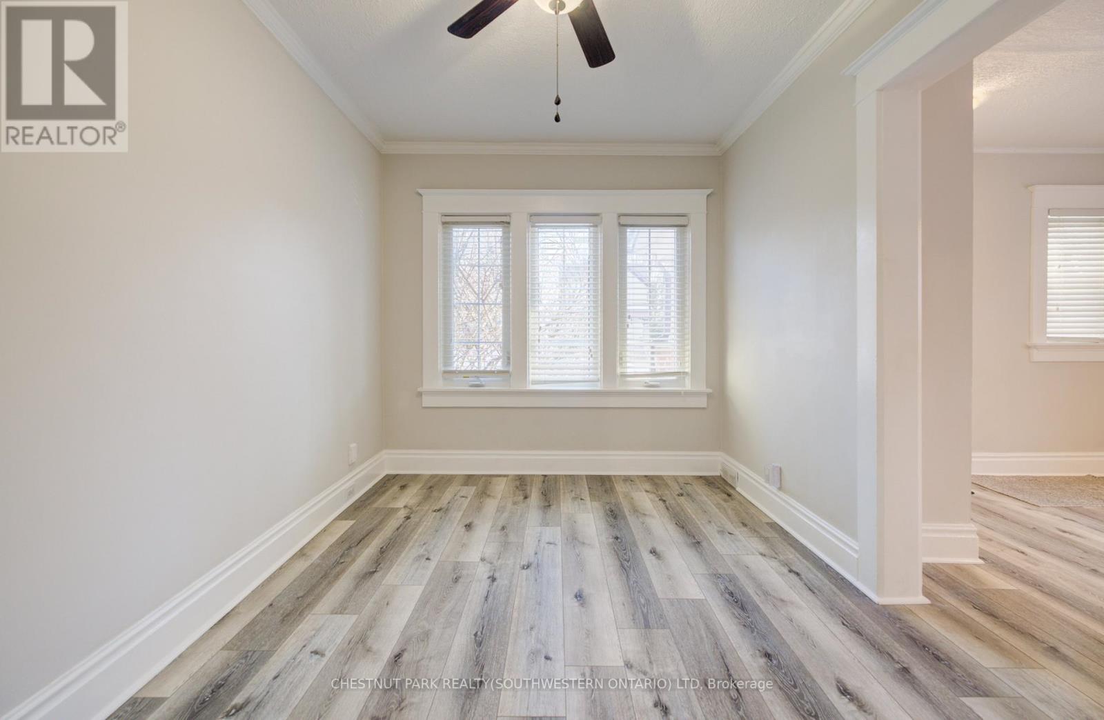 15 Troy Street, Kitchener, Ontario  N2H 1L7 - Photo 9 - X12656166