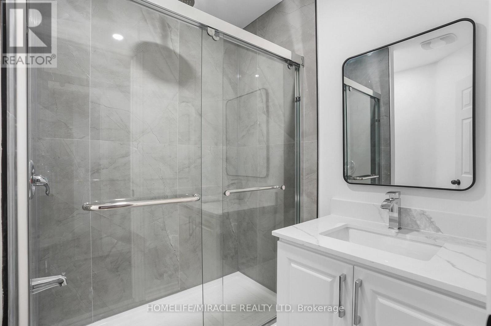 8 Bradley Lane, Brantford, Ontario  N3T 6R5 - Photo 17 - X12656192