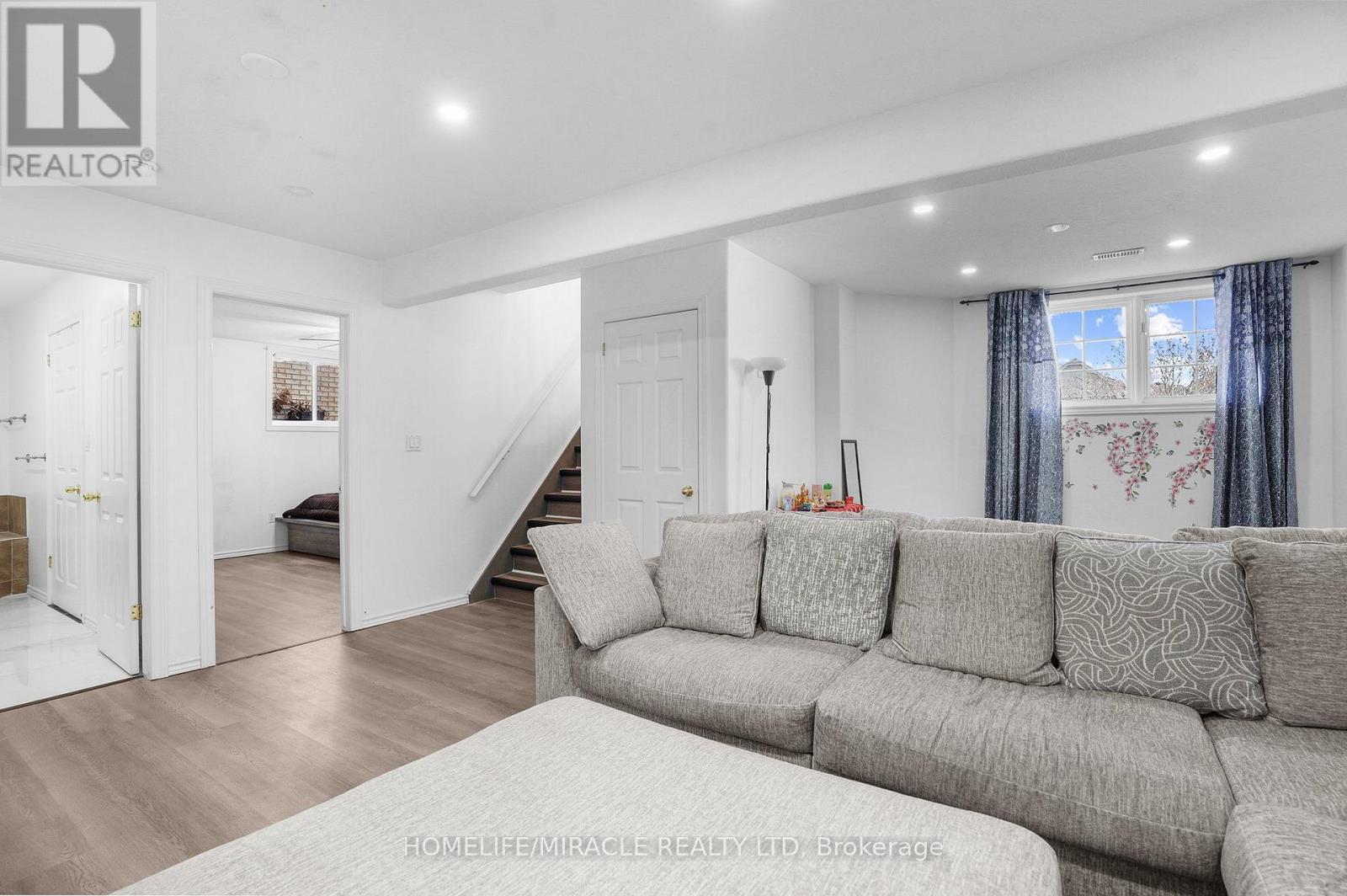 8 Bradley Lane, Brantford, Ontario  N3T 6R5 - Photo 31 - X12656192