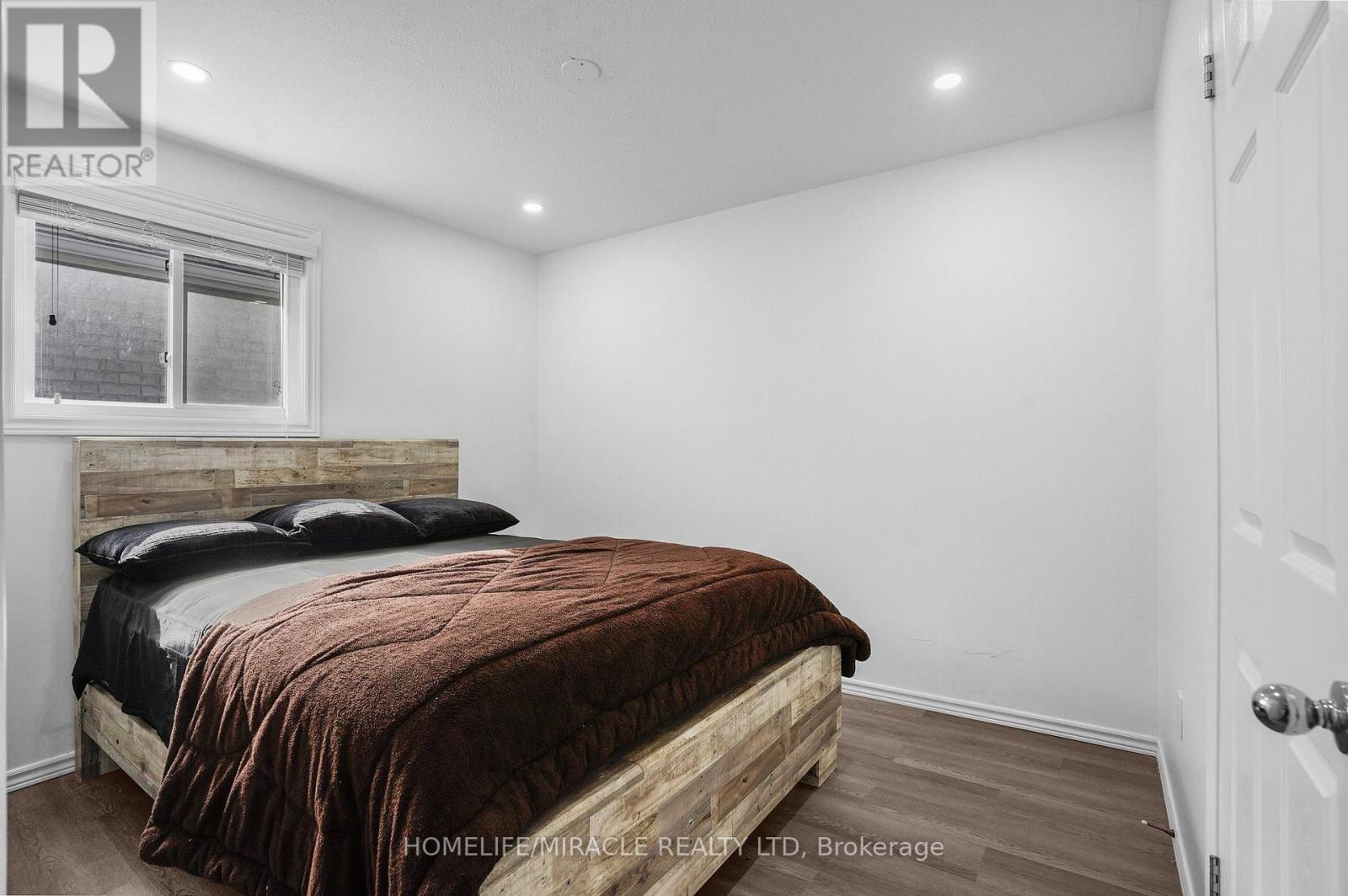 8 Bradley Lane, Brantford, Ontario  N3T 6R5 - Photo 33 - X12656192