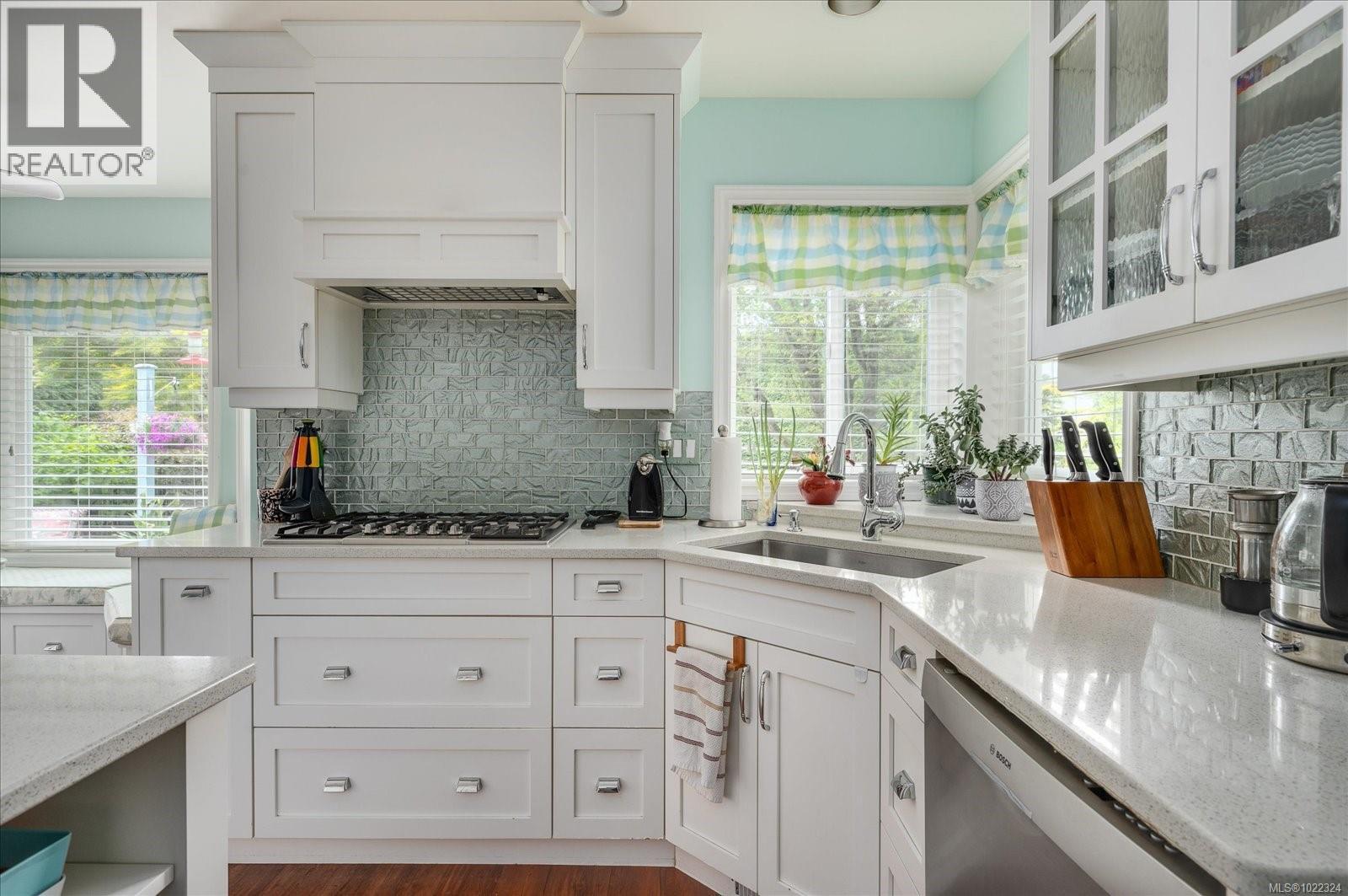 6355 Lasalle Rd, Nanaimo, British Columbia  V9V 1N6 - Photo 12 - 1022324