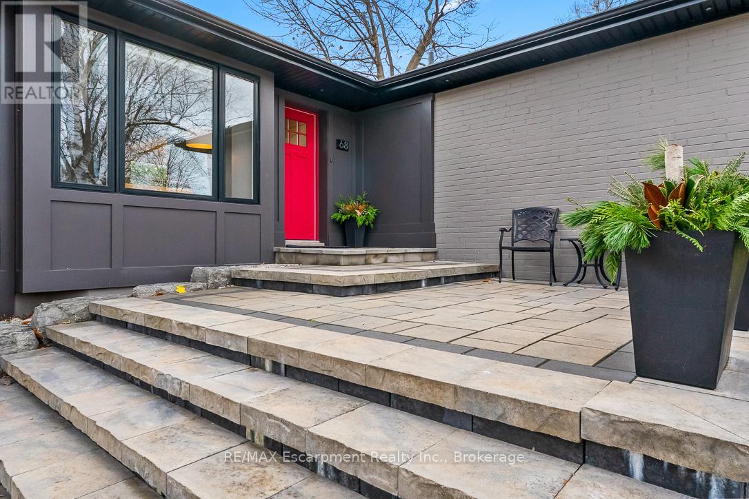 68 GLENMANOR DRIVE N, Oakville, Ontario