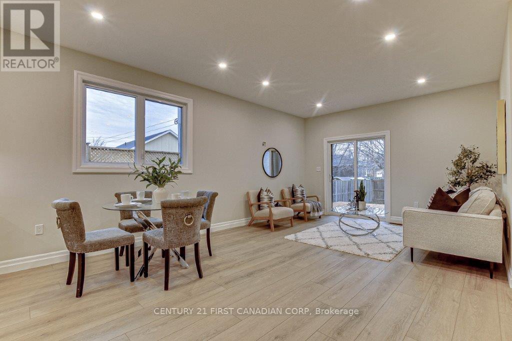 163 Elgin Avenue E, Goderich, Ontario  N7A 1K7 - Photo 4 - X12215703