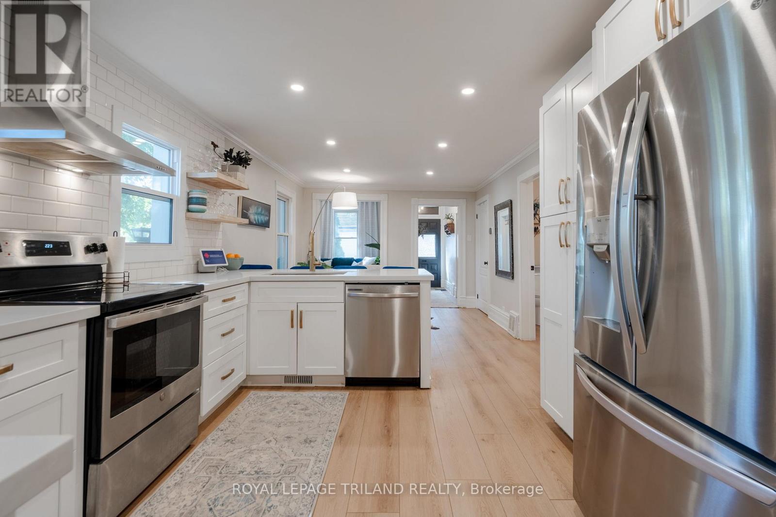 3 HENRY STREET, London East, Ontario