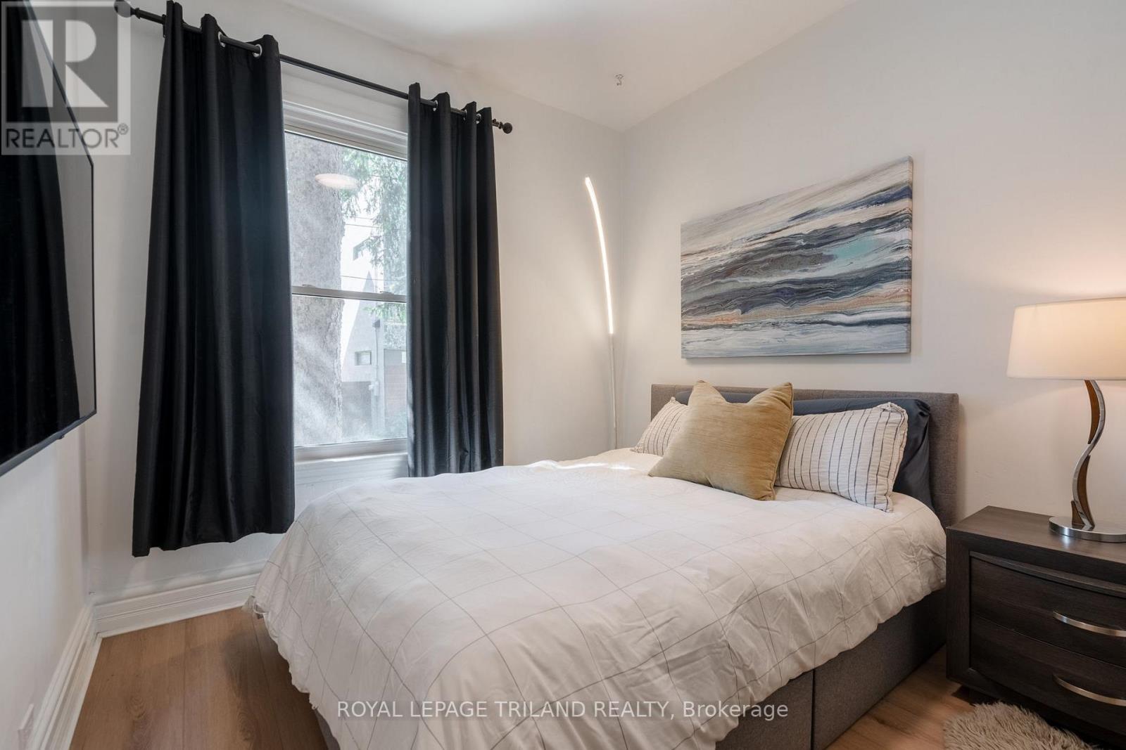 3 Henry Street, London East, Ontario  N6B 2L6 - Photo 12 - X12443100