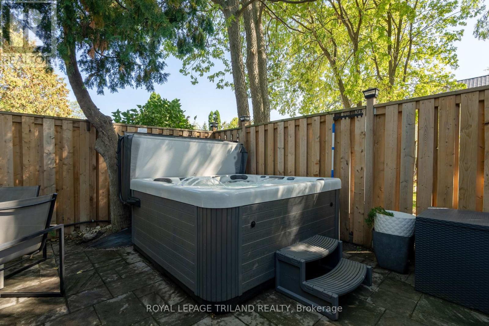 3 Henry Street, London East, Ontario  N6B 2L6 - Photo 26 - X12443100