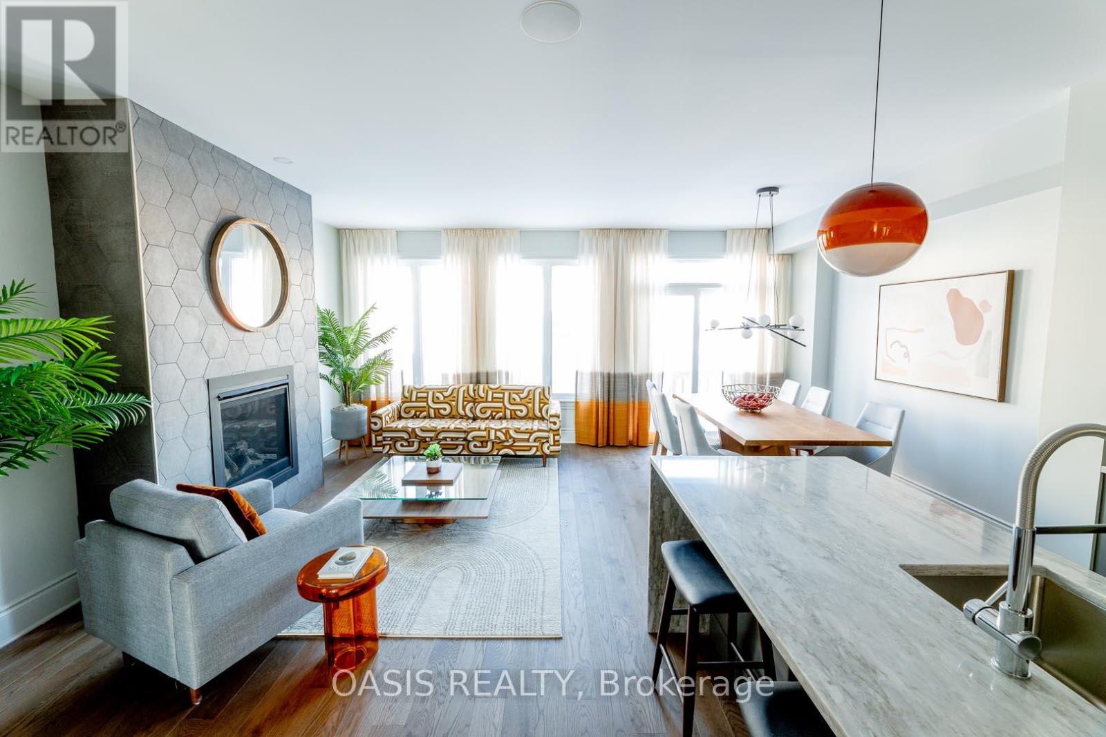 1145 Cope Drive, Ottawa, Ontario  K2S 3E9 - Photo 2 - X12525042