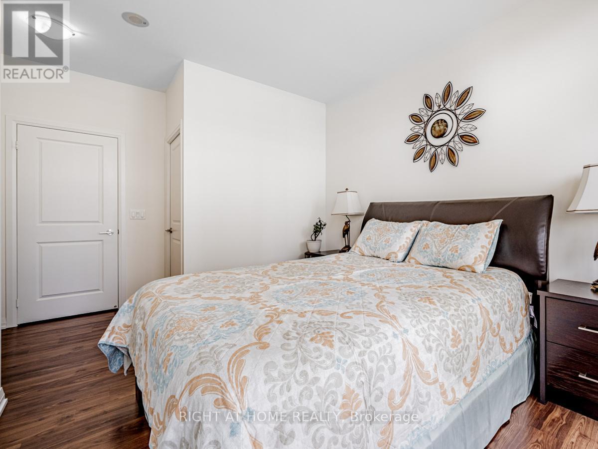 1010 - 65 Oneida Crescent, Richmond Hill, Ontario  L4B 0G9 - Photo 18 - N12296940