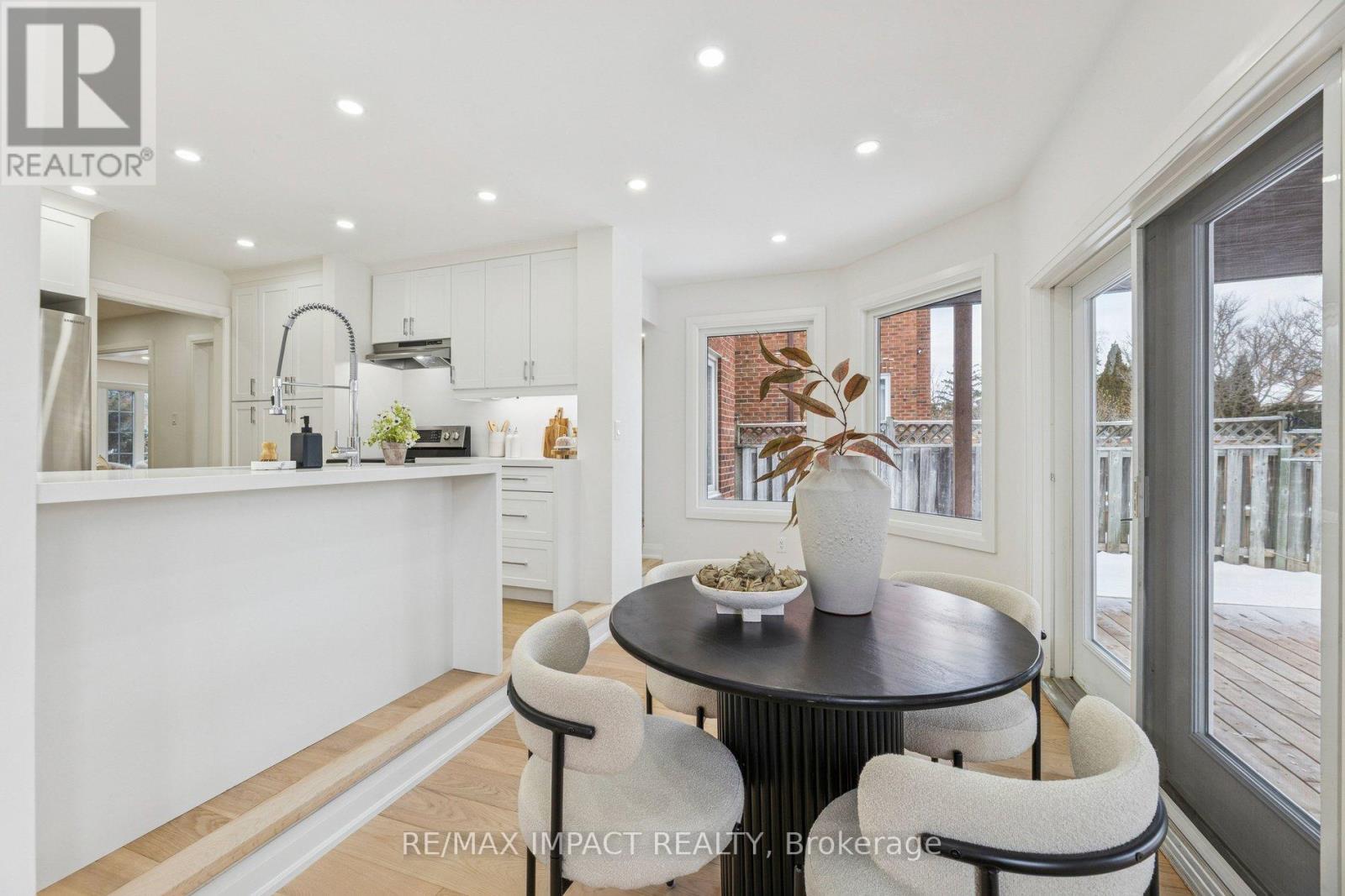 1871 Brookshire Square, Pickering, Ontario  L1V 6L2 - Photo 15 - E12656322