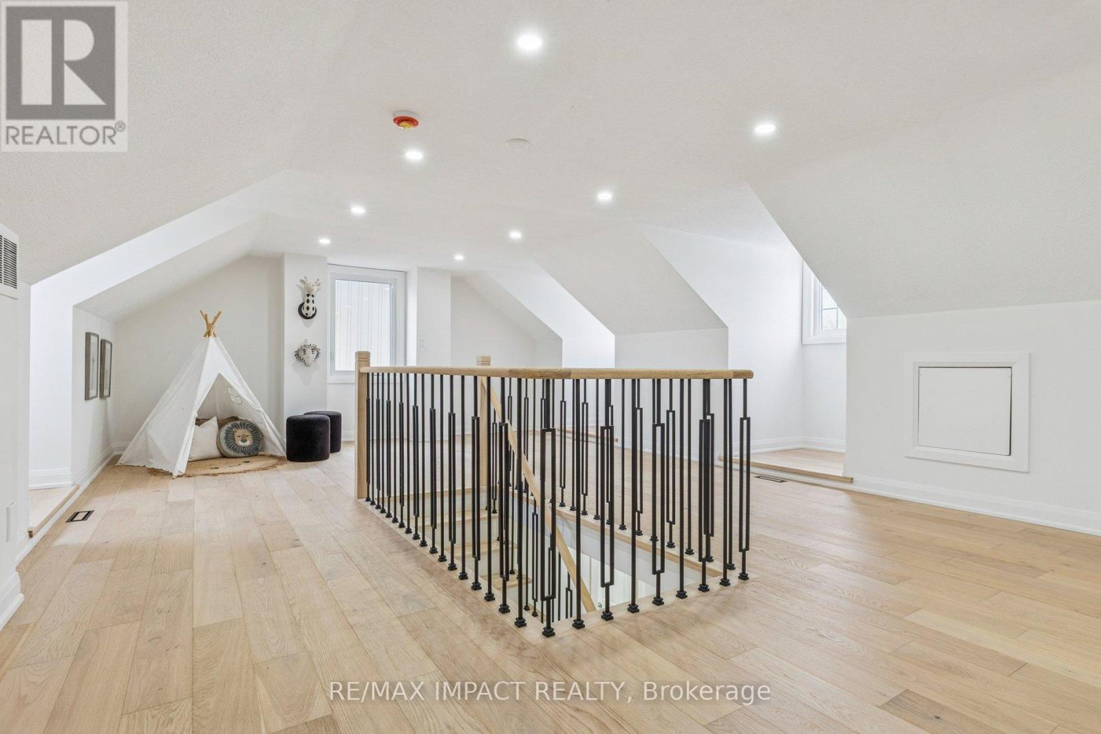 1871 Brookshire Square, Pickering, Ontario  L1V 6L2 - Photo 35 - E12656322