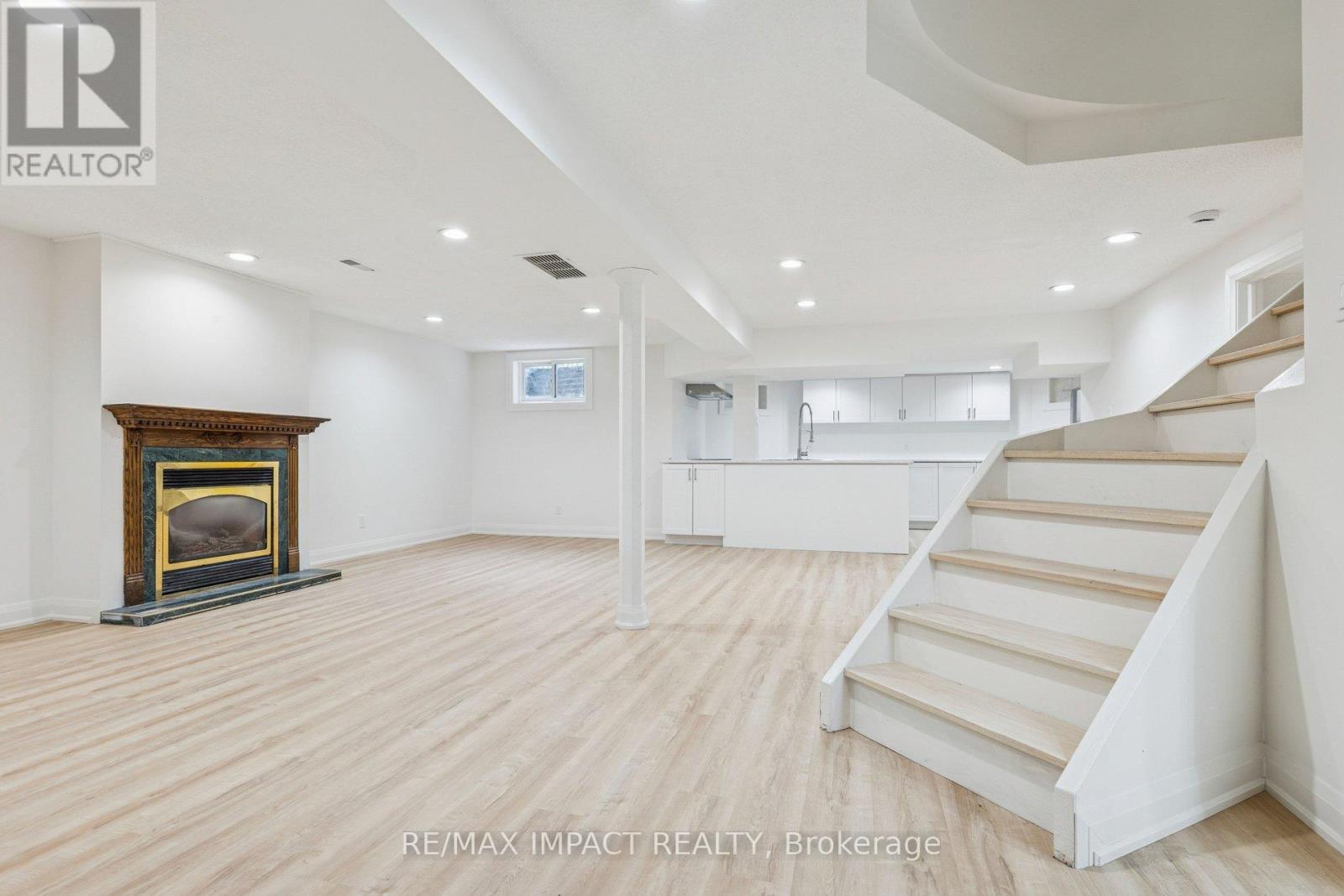 1871 Brookshire Square, Pickering, Ontario  L1V 6L2 - Photo 38 - E12656322