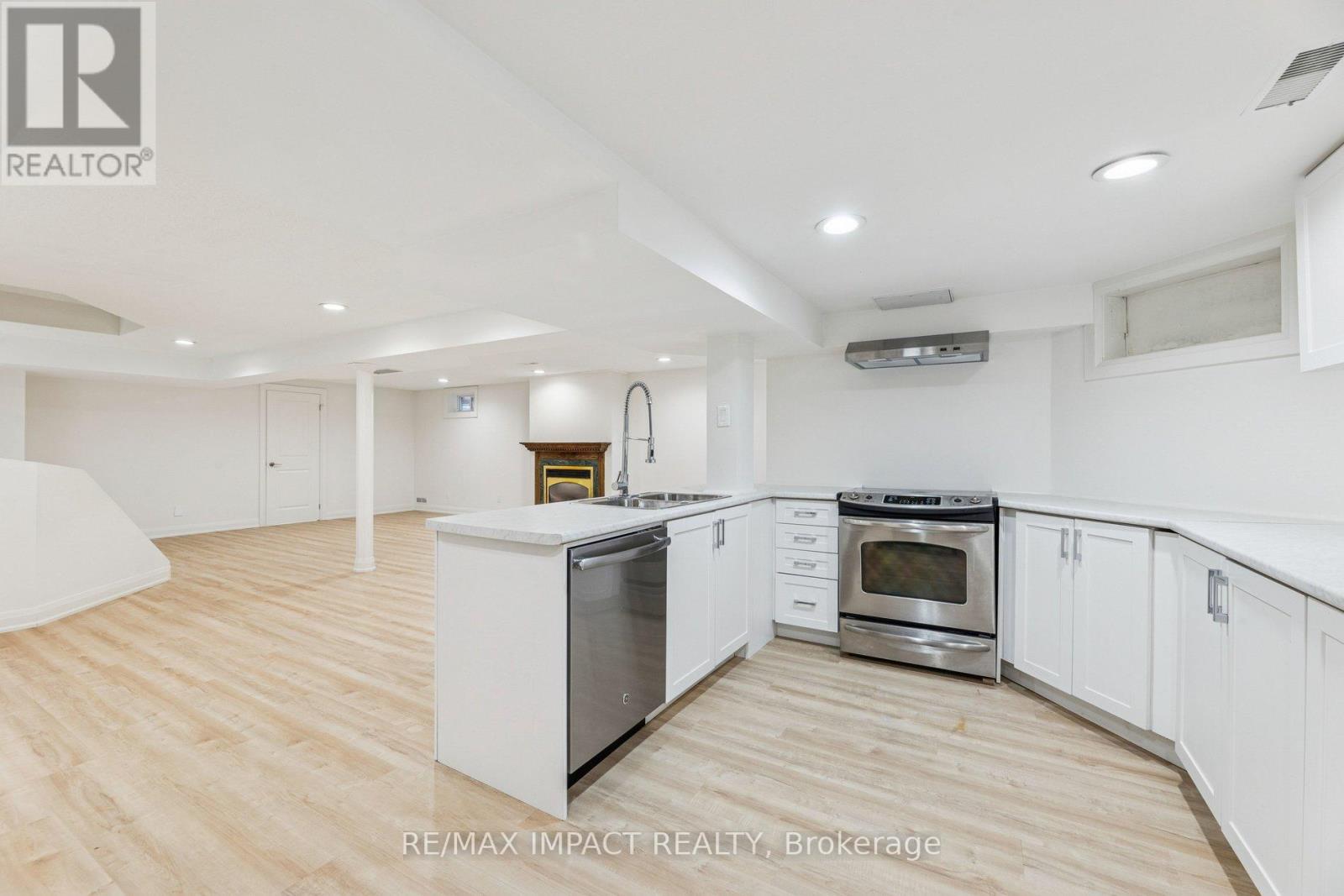 1871 Brookshire Square, Pickering, Ontario  L1V 6L2 - Photo 44 - E12656322