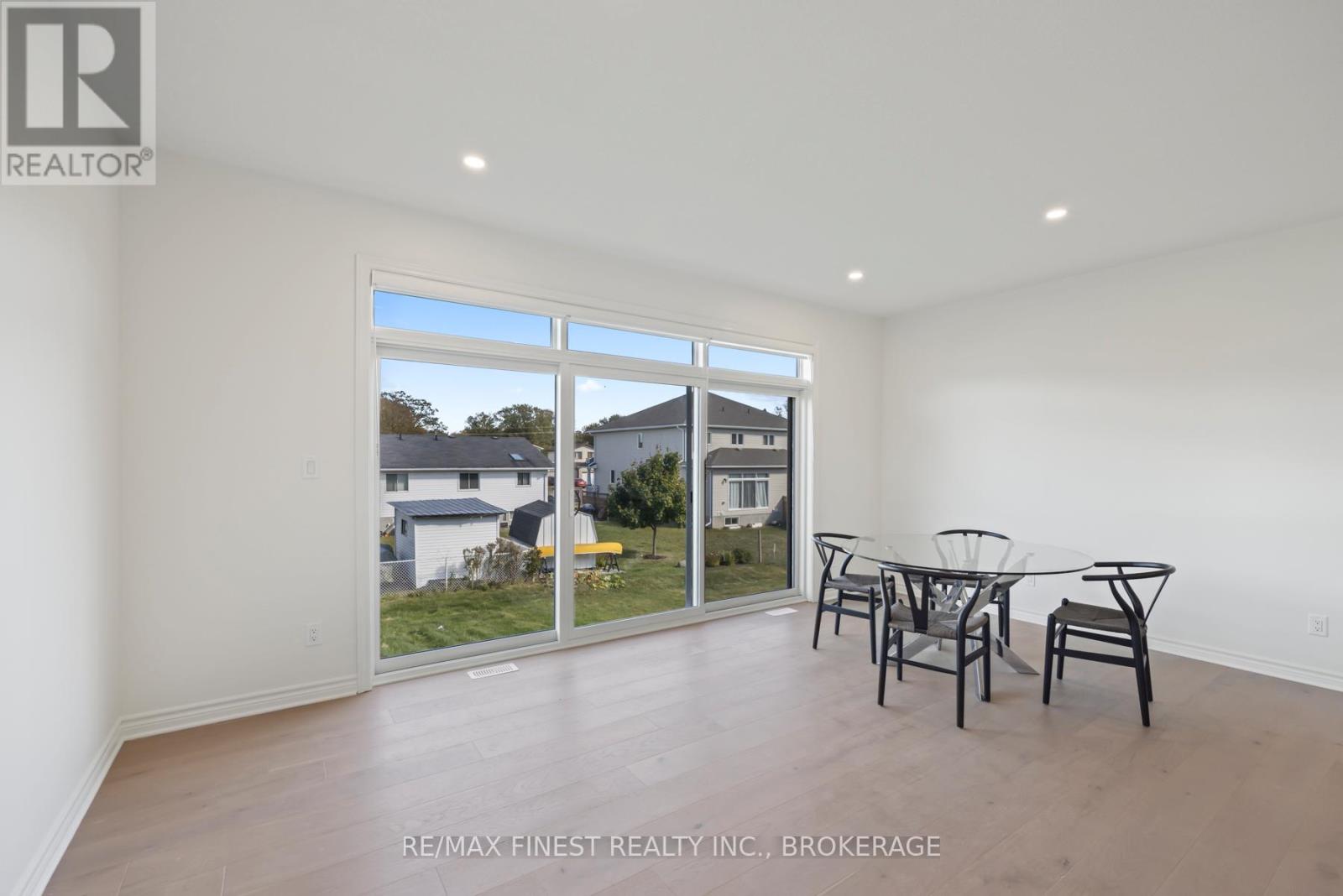 198 Heritage Park Drive, Greater Napanee, Ontario  K7R 3X8 - Photo 16 - X12656416