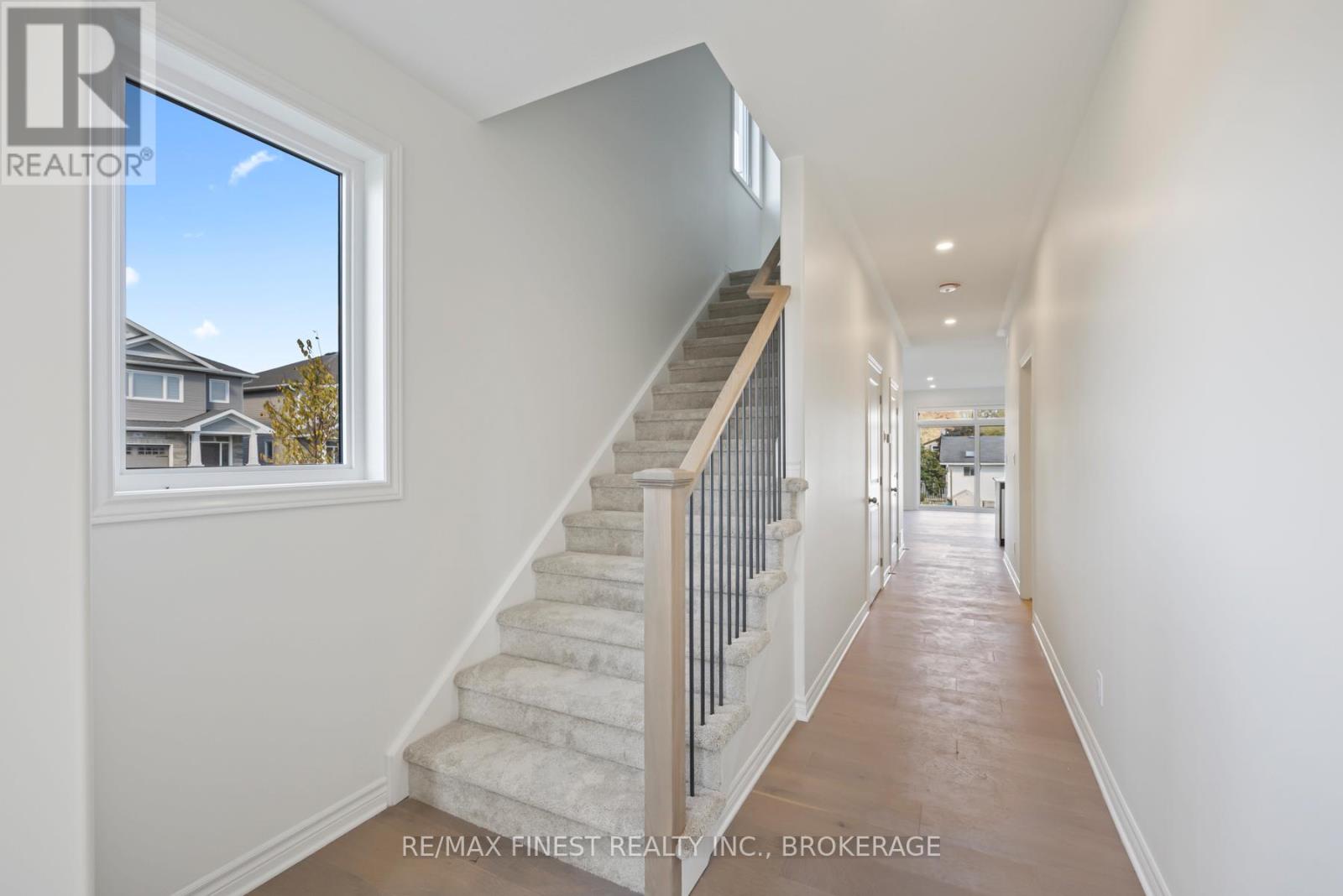 198 Heritage Park Drive, Greater Napanee, Ontario  K7R 3X8 - Photo 5 - X12656416