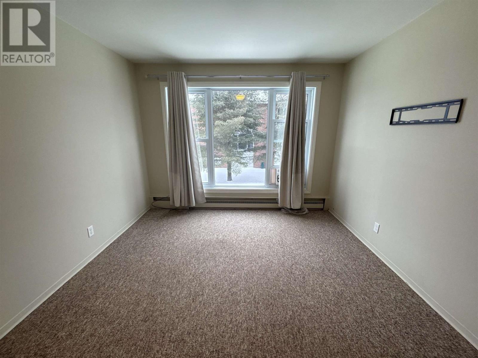 23 Mississauga Ave # 16, Elliot Lake, Ontario  P5A 1E1 - Photo 3 - SM260002