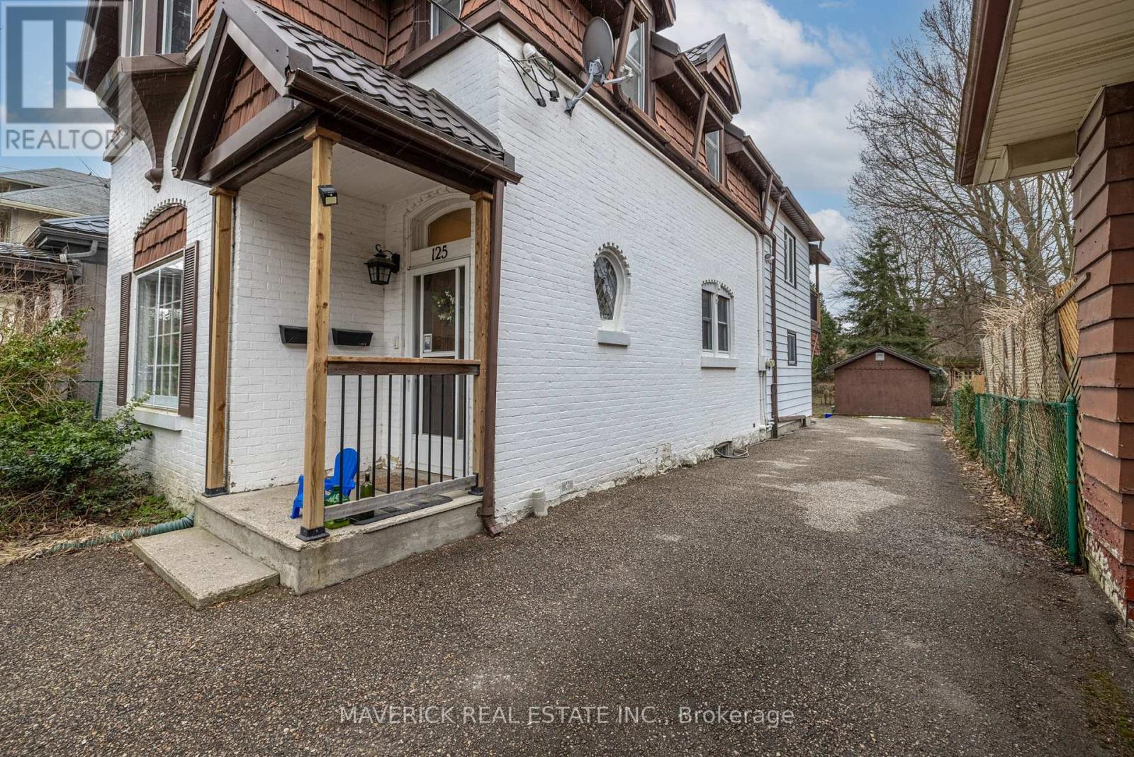 125 St James Street, London East, Ontario  N6A 1W6 - Photo 3 - X12656244